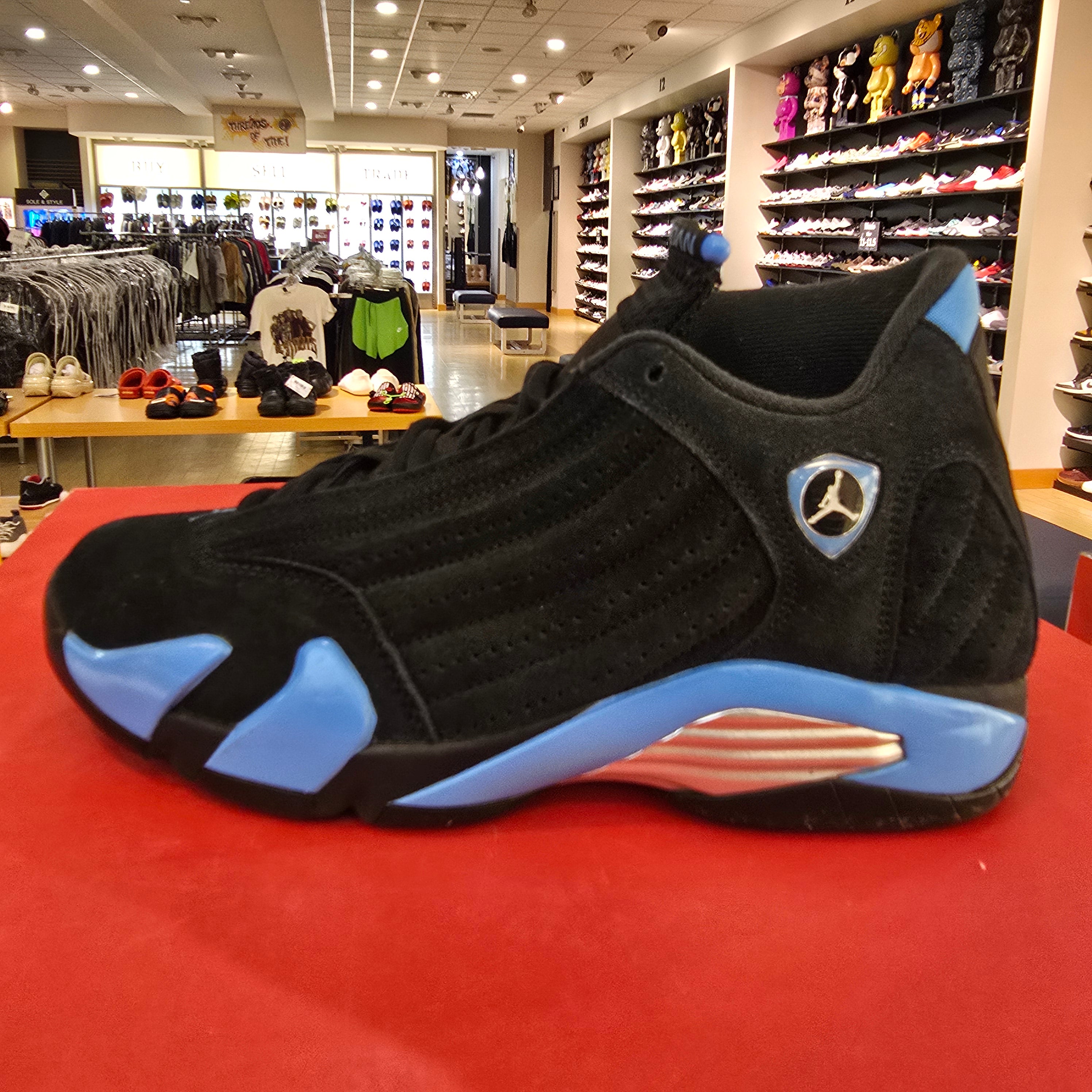 Jordan 14 Retro Black University Blue (2026) SZ 9 USED