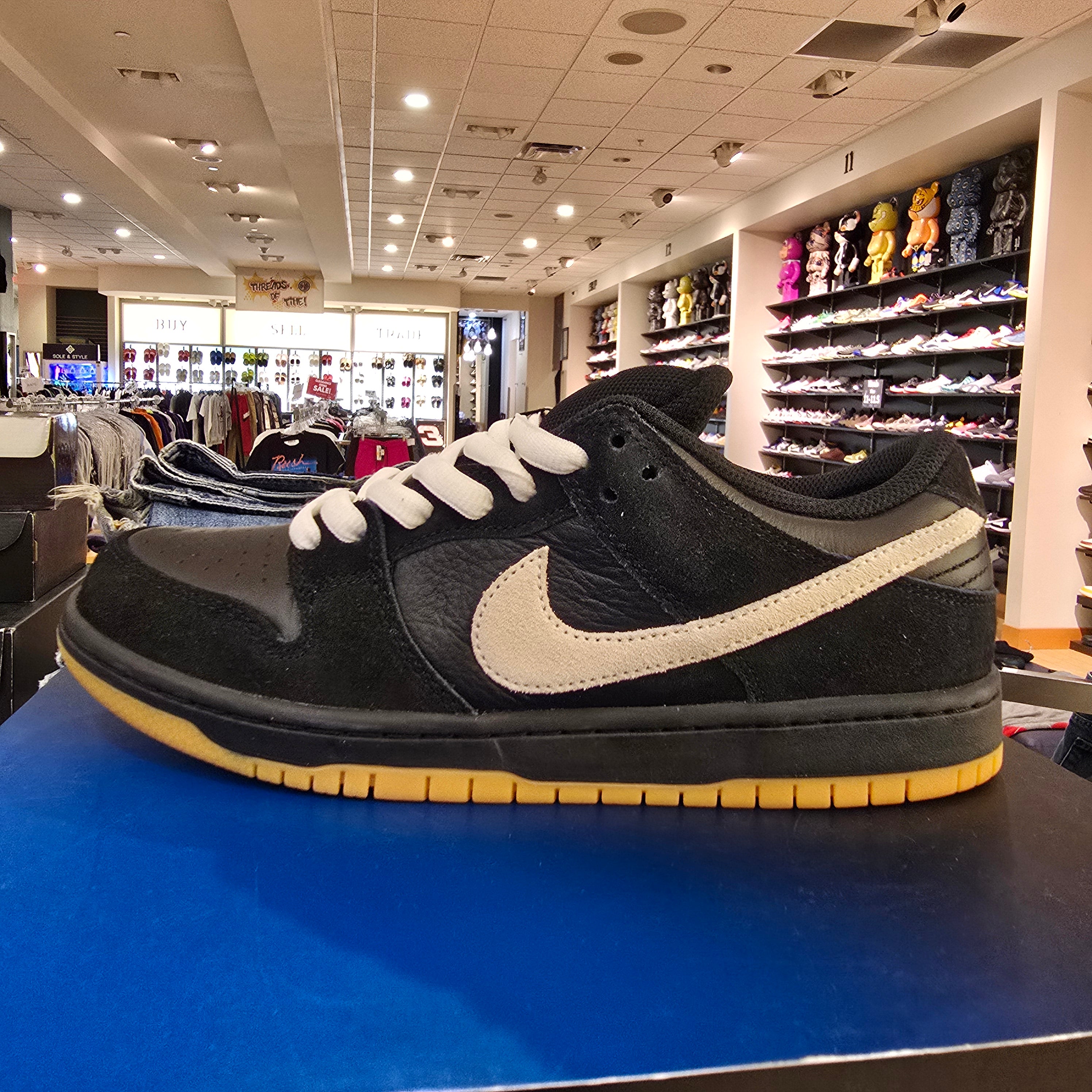 Nike Dunk Low Pro SB Black White Gum SZ 8