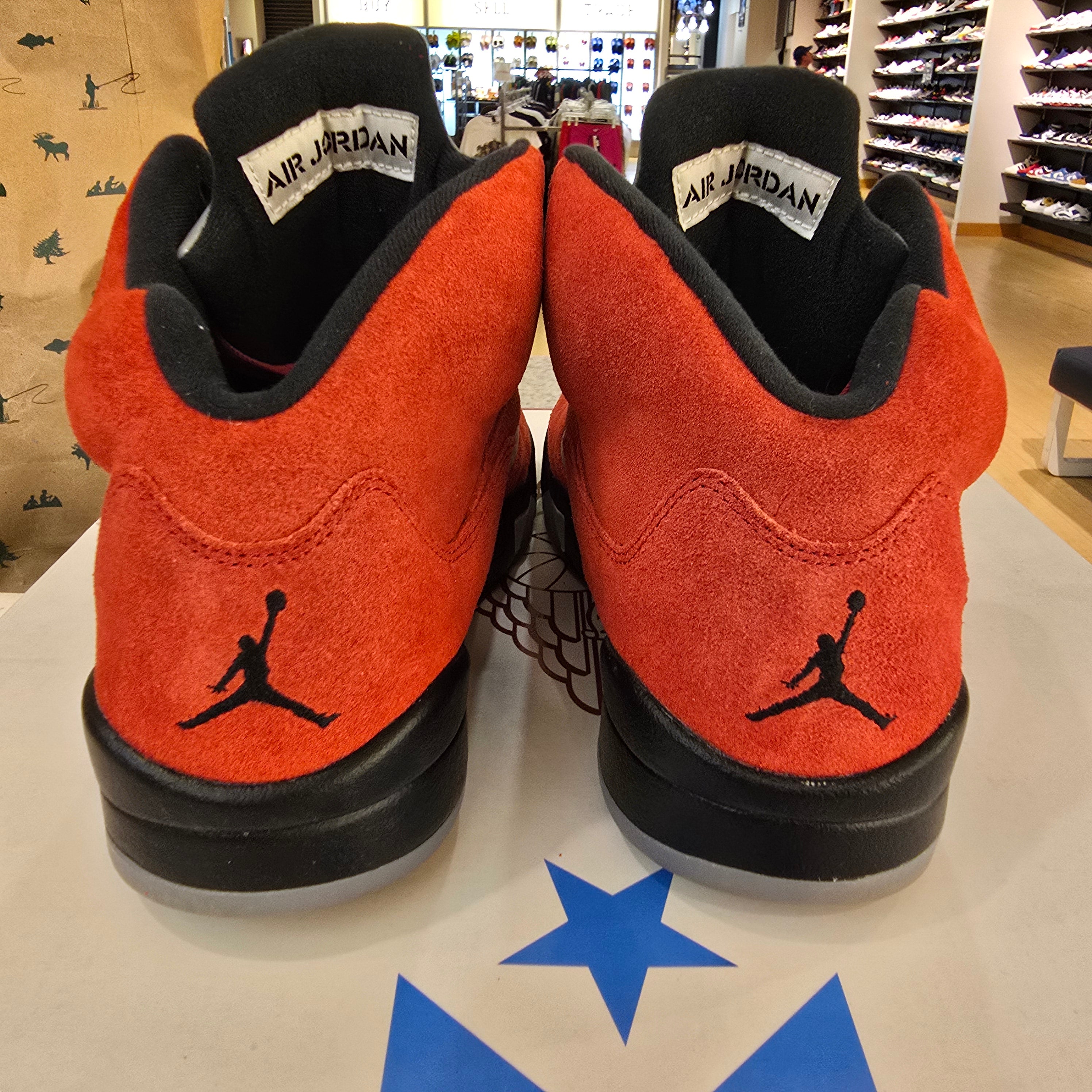 Jordan 5 Retro Raging Bull Red (2021) SZ 10.5 USED