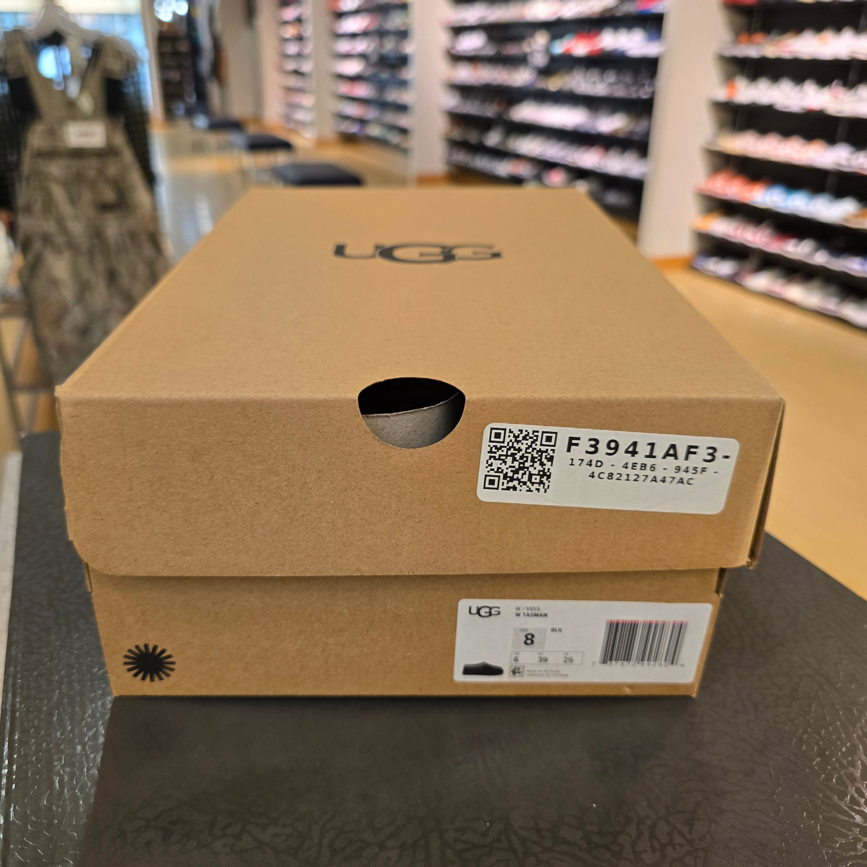 UGG Tasman Slipper Black (Women's) SZ 8/6.5M