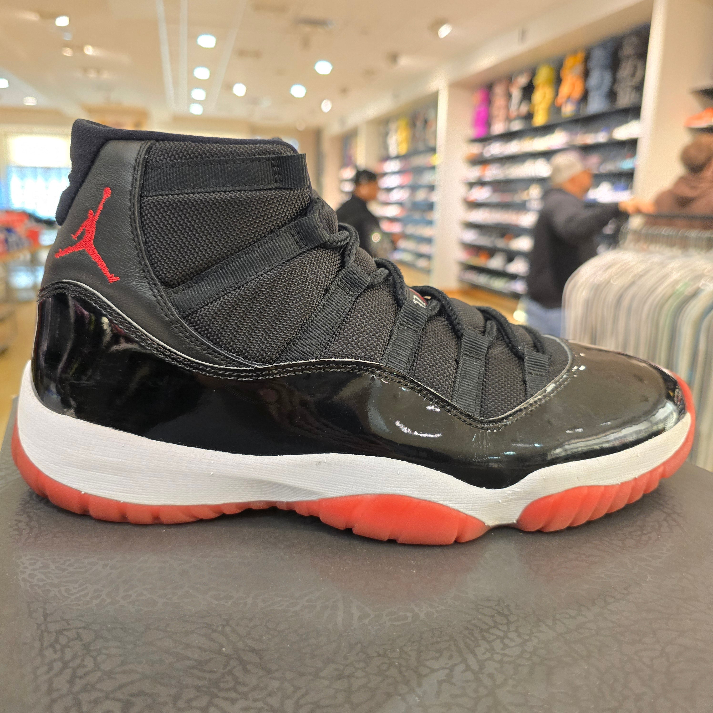 Air Jordan 11 Retro Playoffs Bred 2019 SZ 12 USED NO BOX
