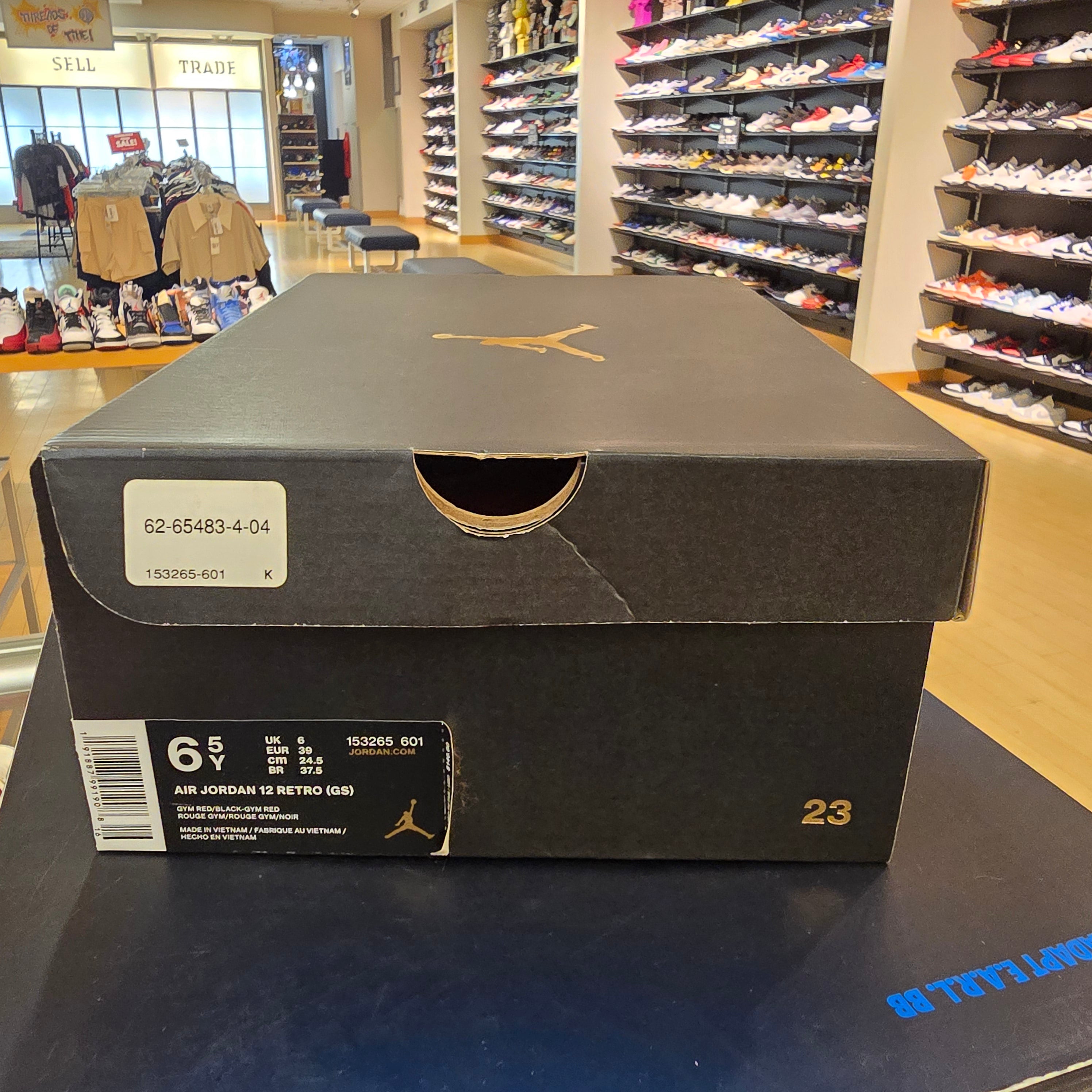 Jordan 12 Retro Gym Red (2018) (GS) SZ 6.5Y USED