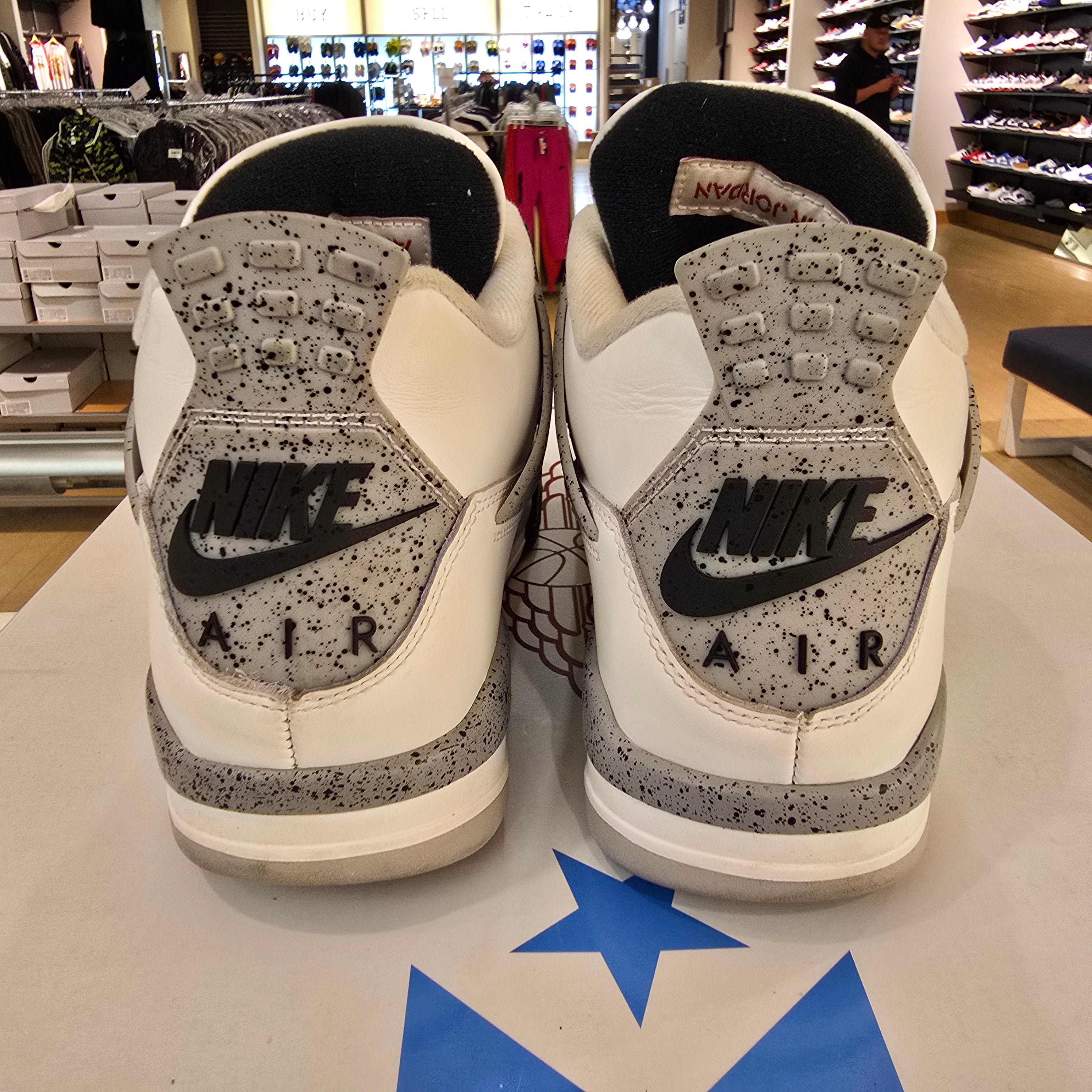 Jordan 4 Retro White Cement (2025) SZ 9.5 USED