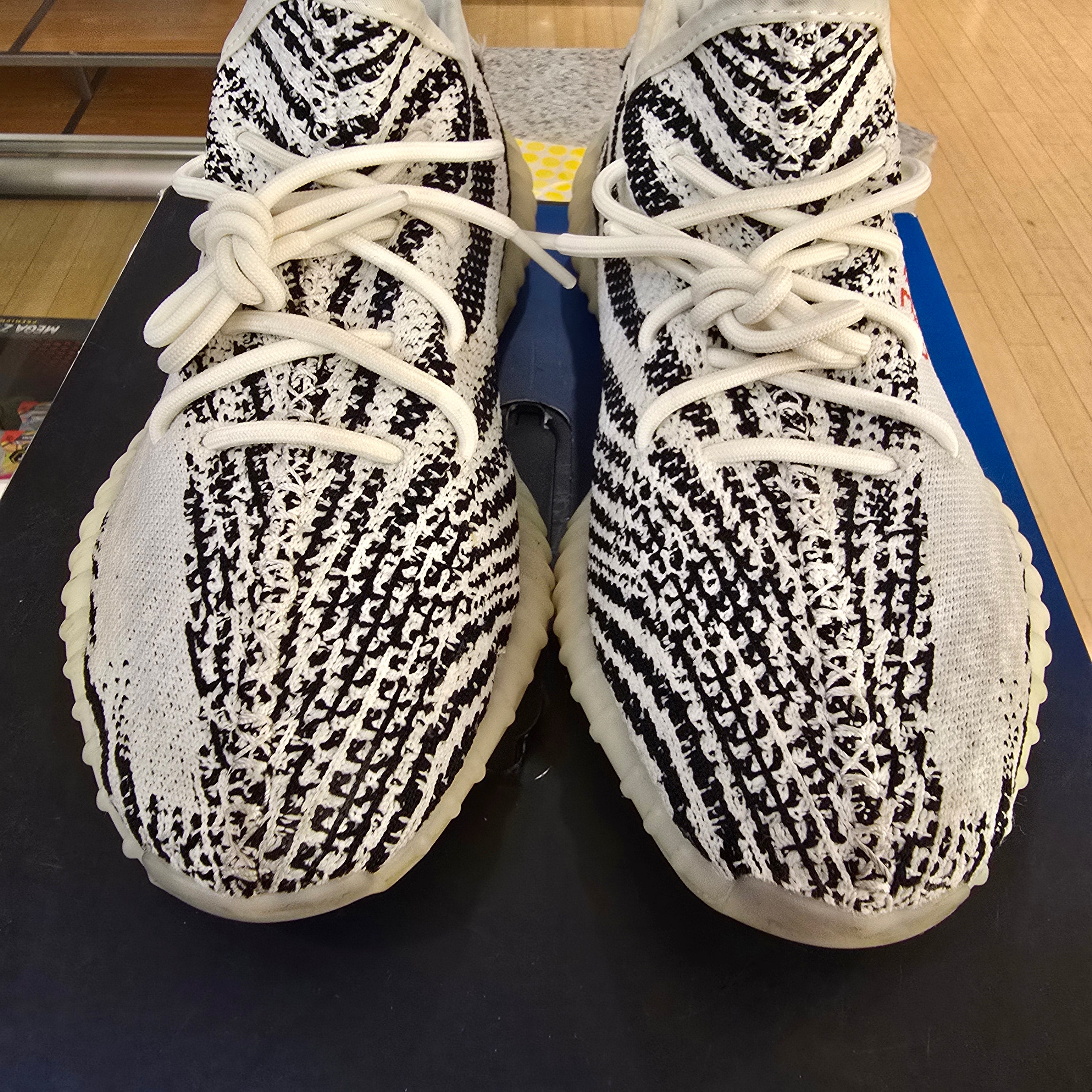 Adidas Yeezy Boost 350 V2 Zebra SZ 10.5 USED