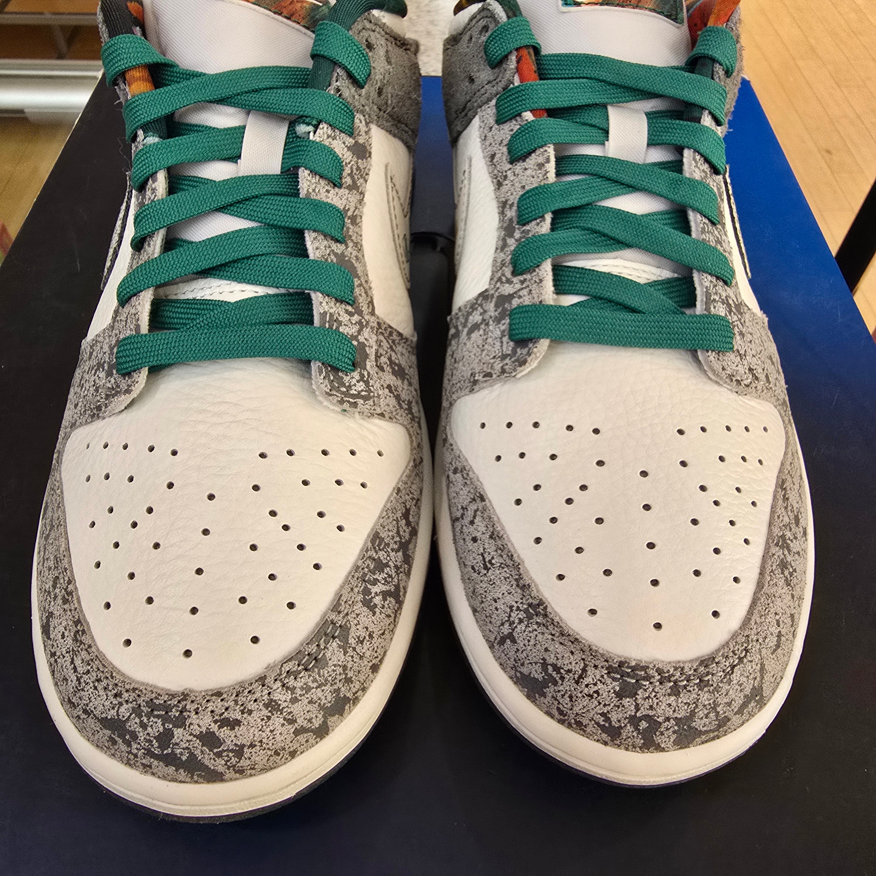 Nike Dunk Low Retro Premium Philly SZ 8 MISSING LID
