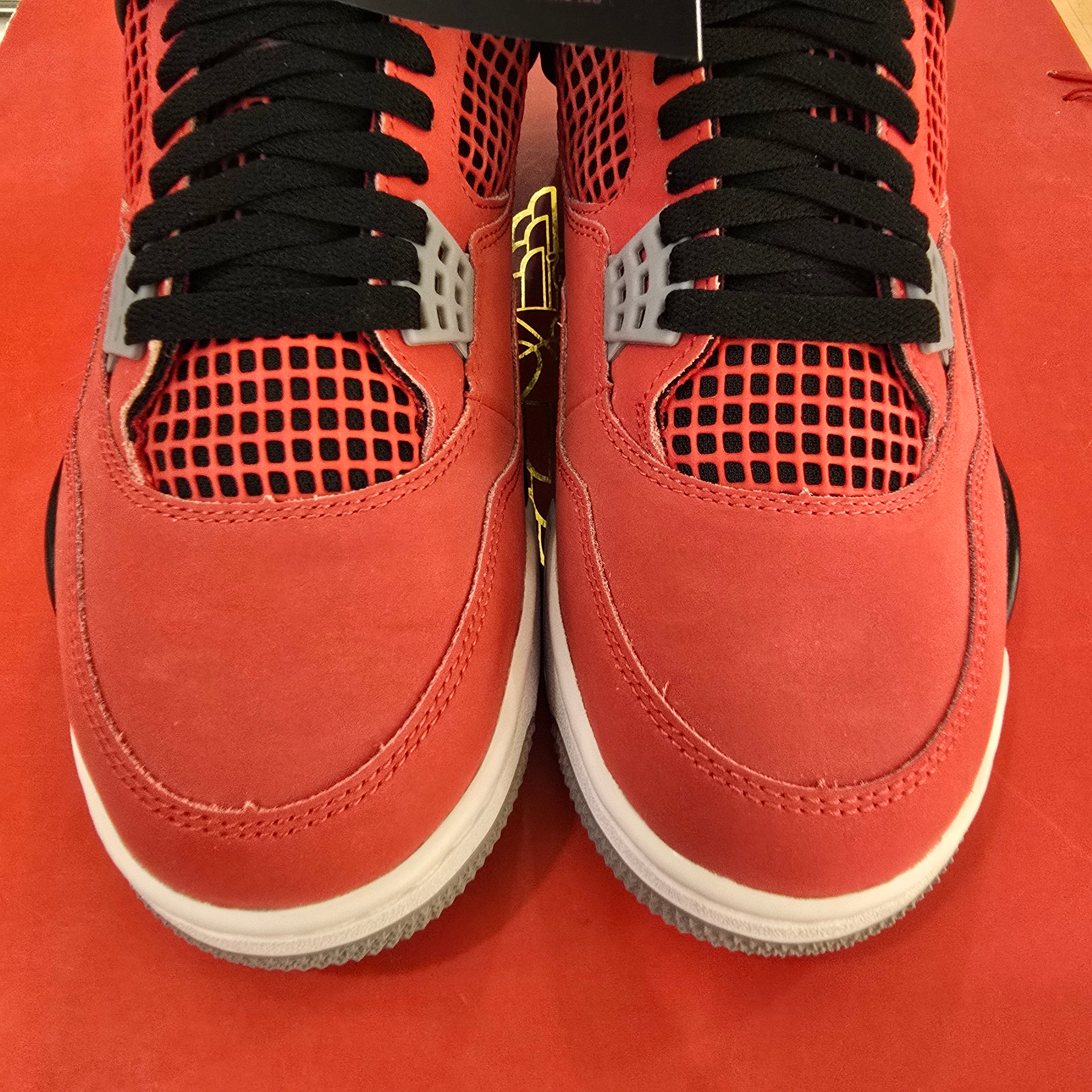 Jordan 4 Retro Toro Bravo (2026) SZ 9.5