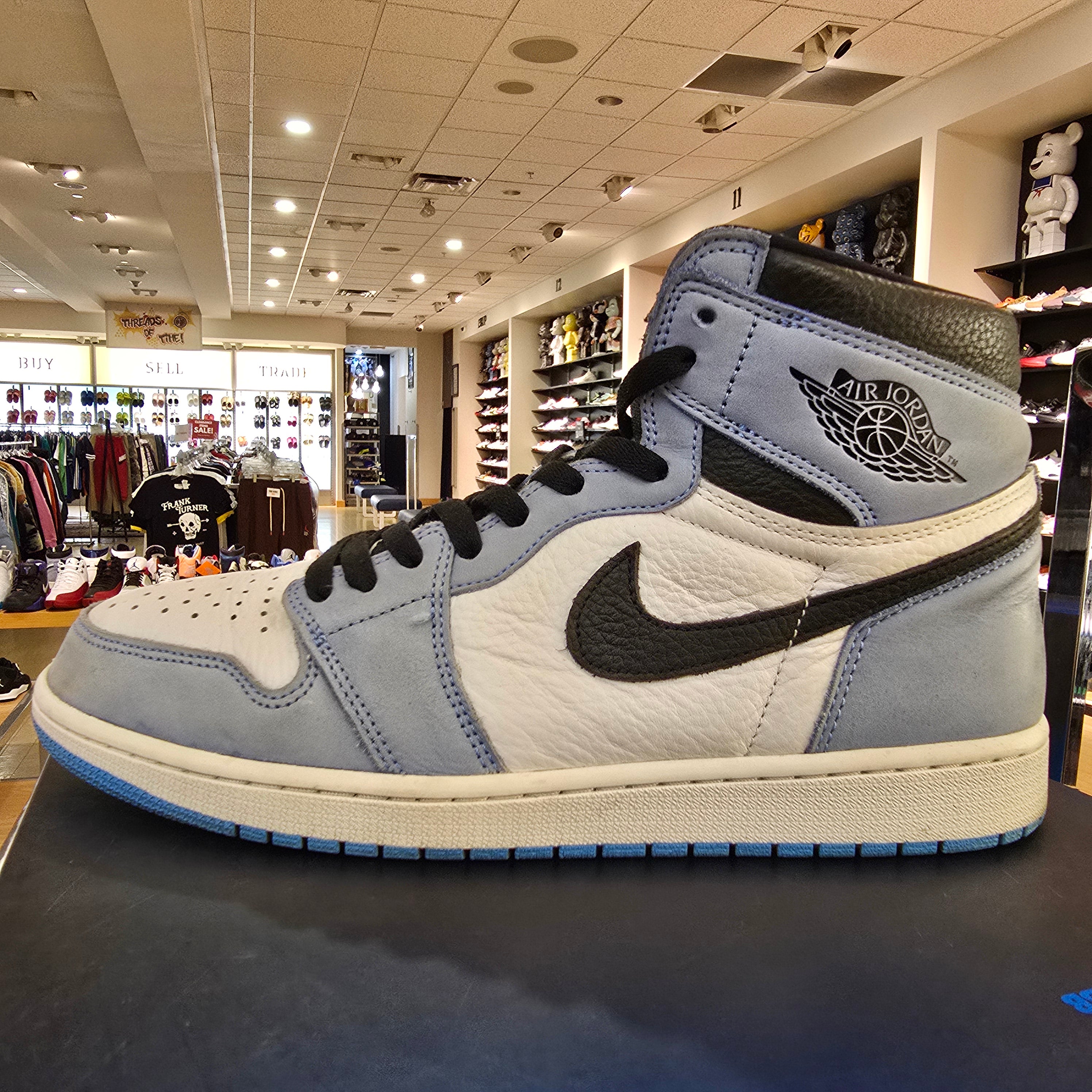 Jordan 1 Retro High OG University Blue SZ 12 USED