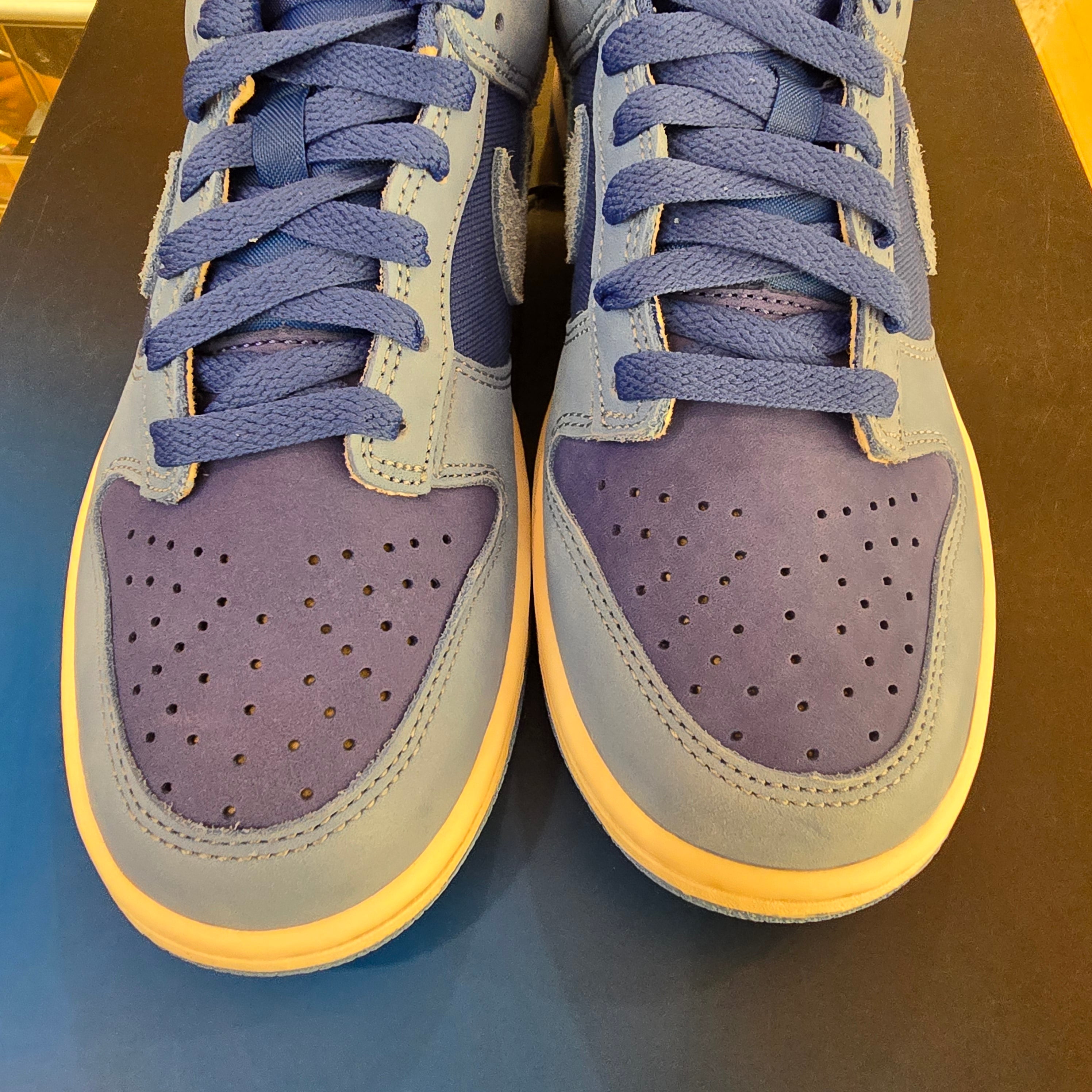 Nike Dunk Low SE Game Royal University Blue (GS) SZ 6Y MISSING LID