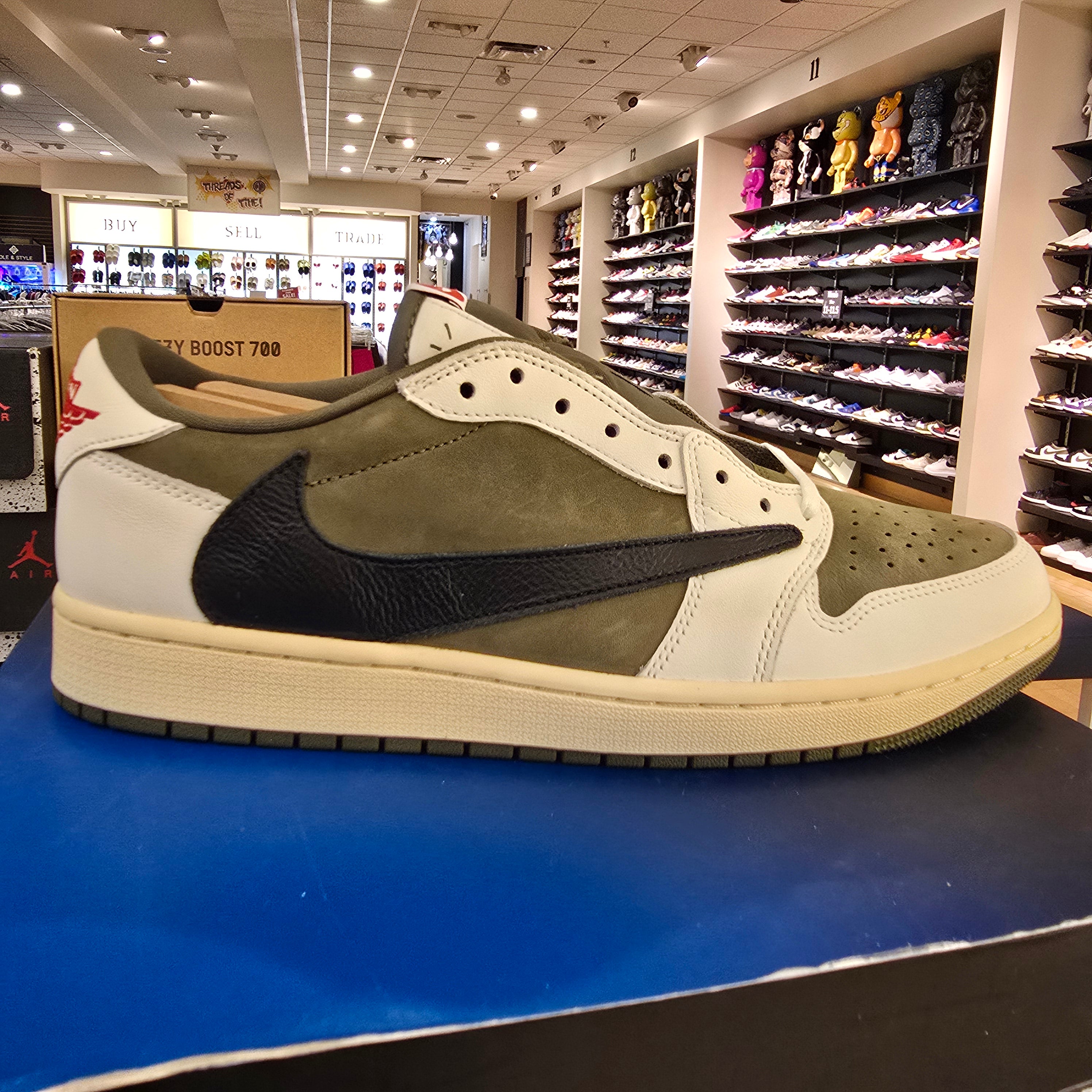 Jordan 1 Retro Low OG SP Travis Scott Medium Olive SZ 12