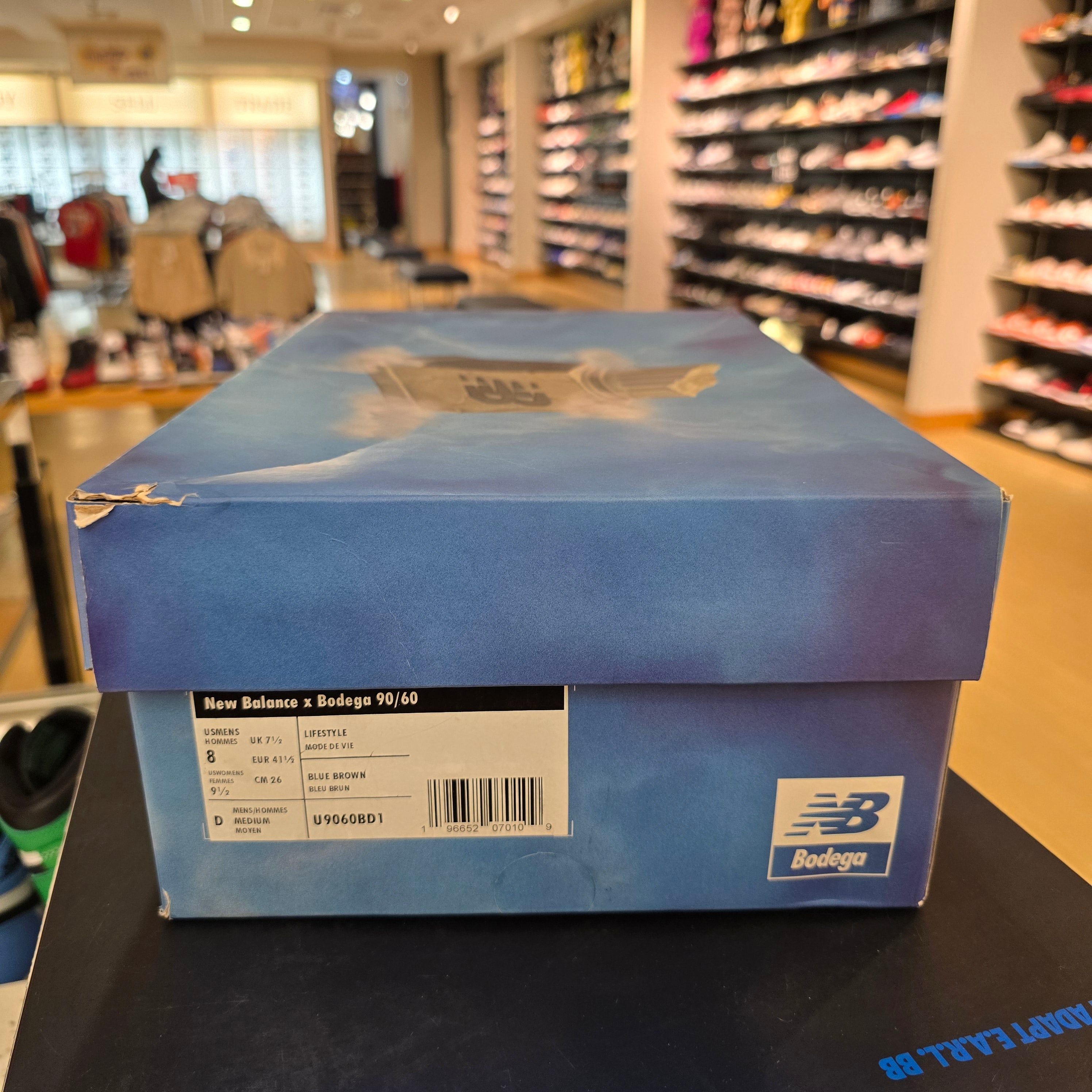 New Balance 9060 Bodega Age of Discovery SZ 8 USED