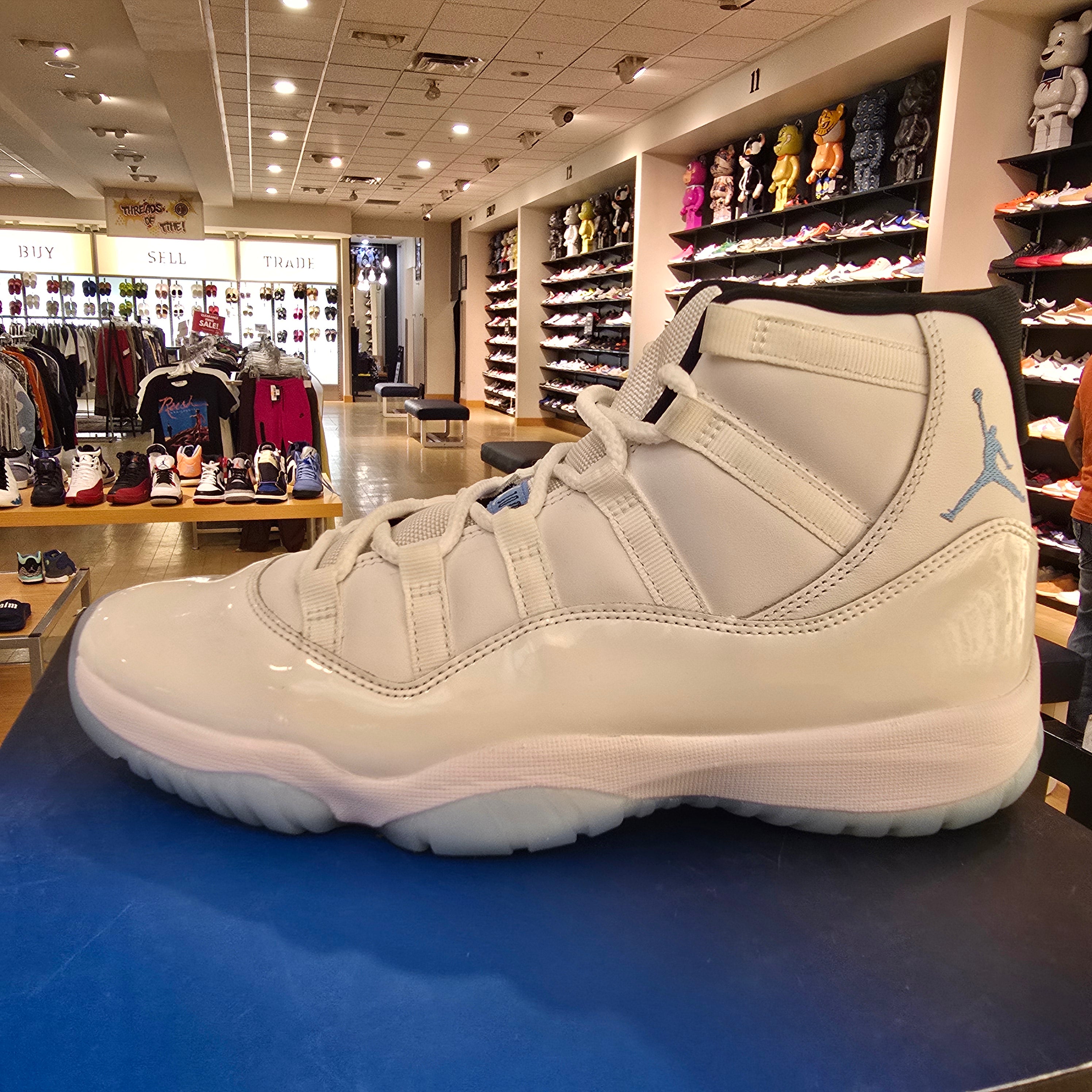 Jordan 11 Retro Legend Blue (2024) SZ 10 USED