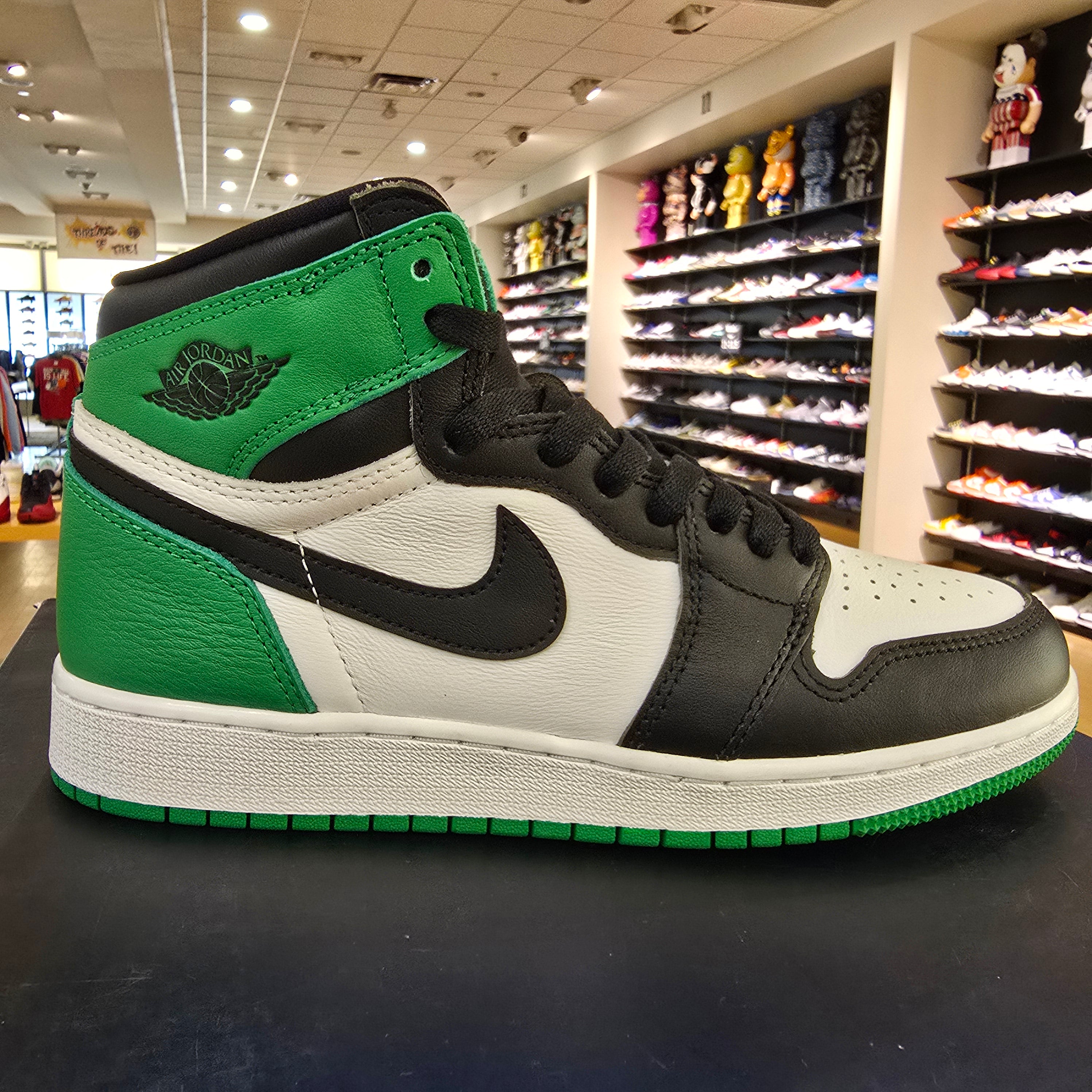 Jordan 1 Retro High OG Lucky Green GS SZ 6.5Y USED NO BOX