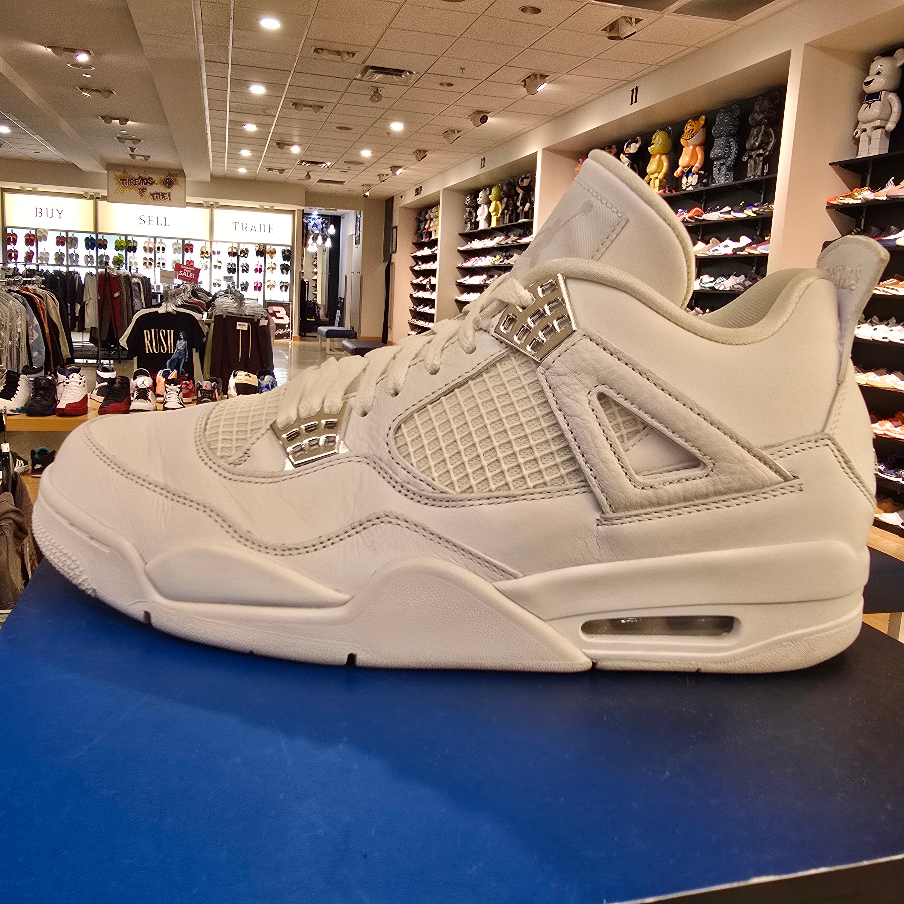 Jordan 4 Retro Pure Money (2017) SZ 12 USED