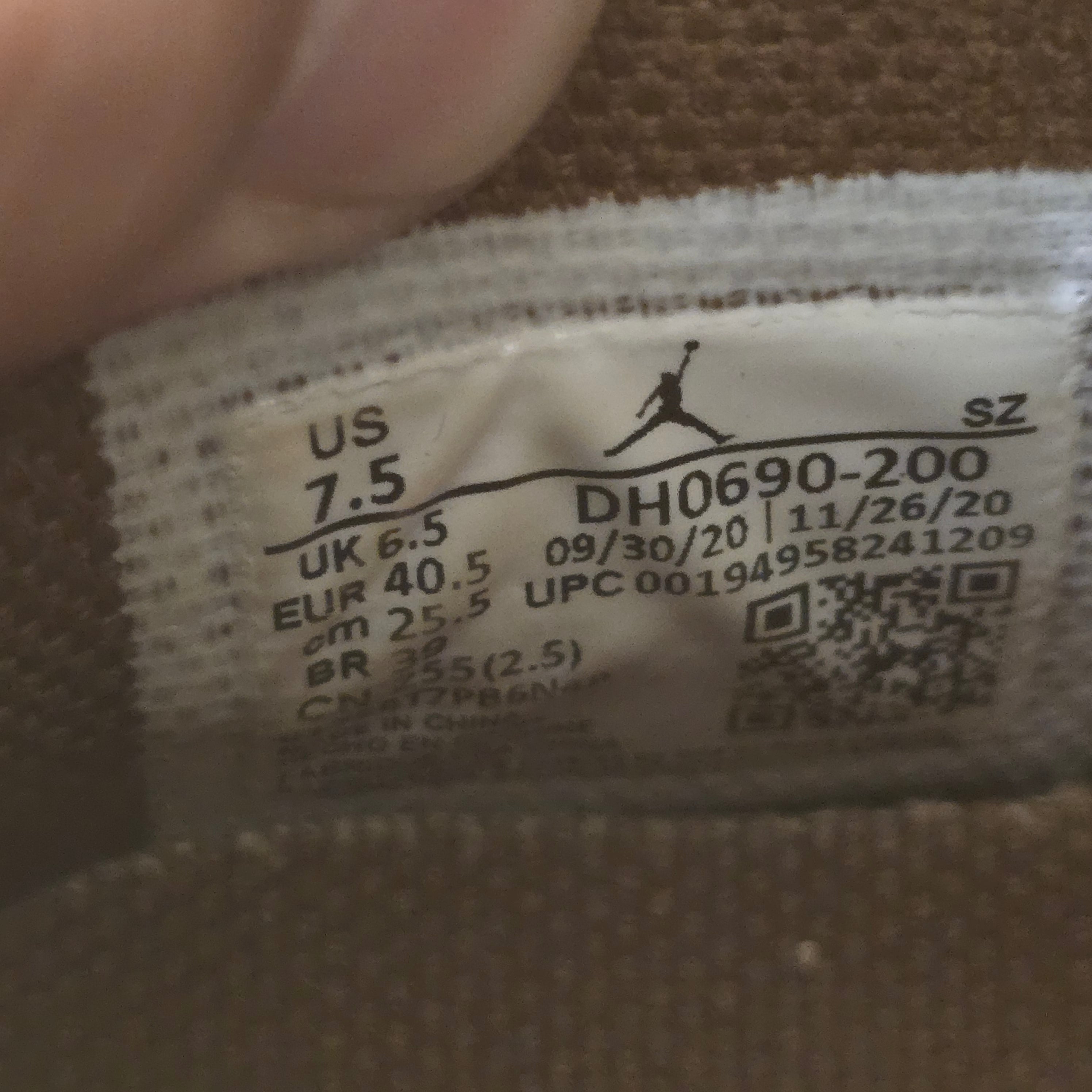 Jordan 6 Retro Travis Scott British Khaki SZ 7.5 USED