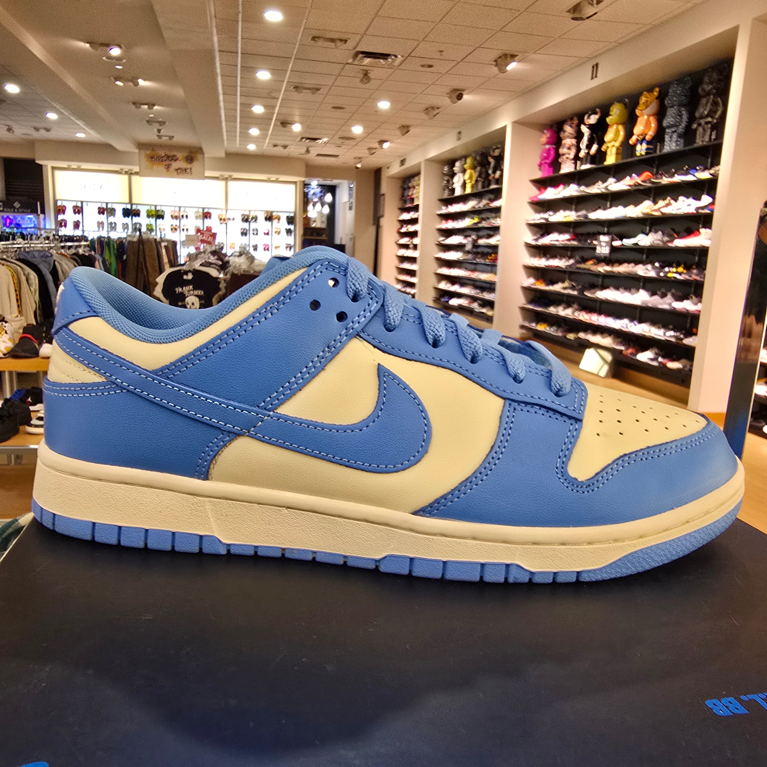 Nike Dunk Low Retro University Blue SZ 10.5 USED