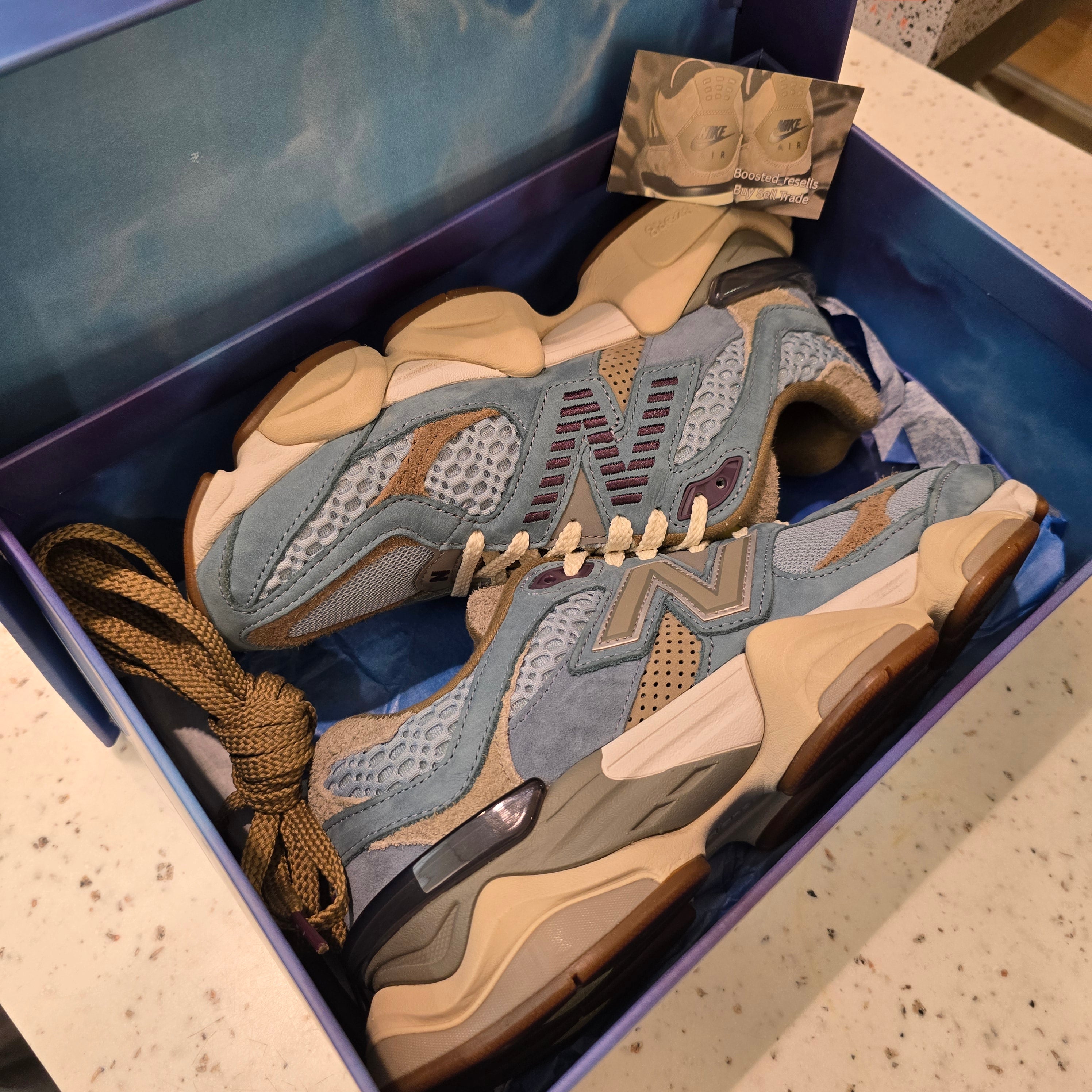 New Balance 9060 Bodega Age of Discovery SZ 8 USED