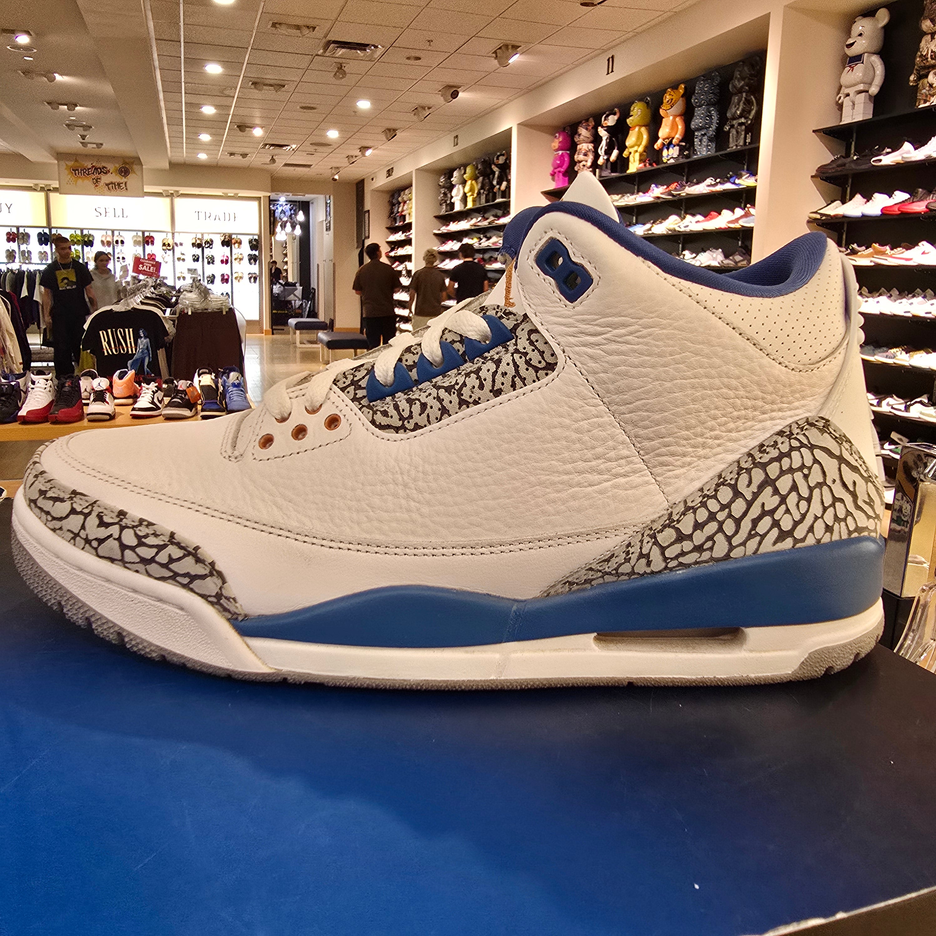 Jordan 3 Retro Wizards SZ 11 USED