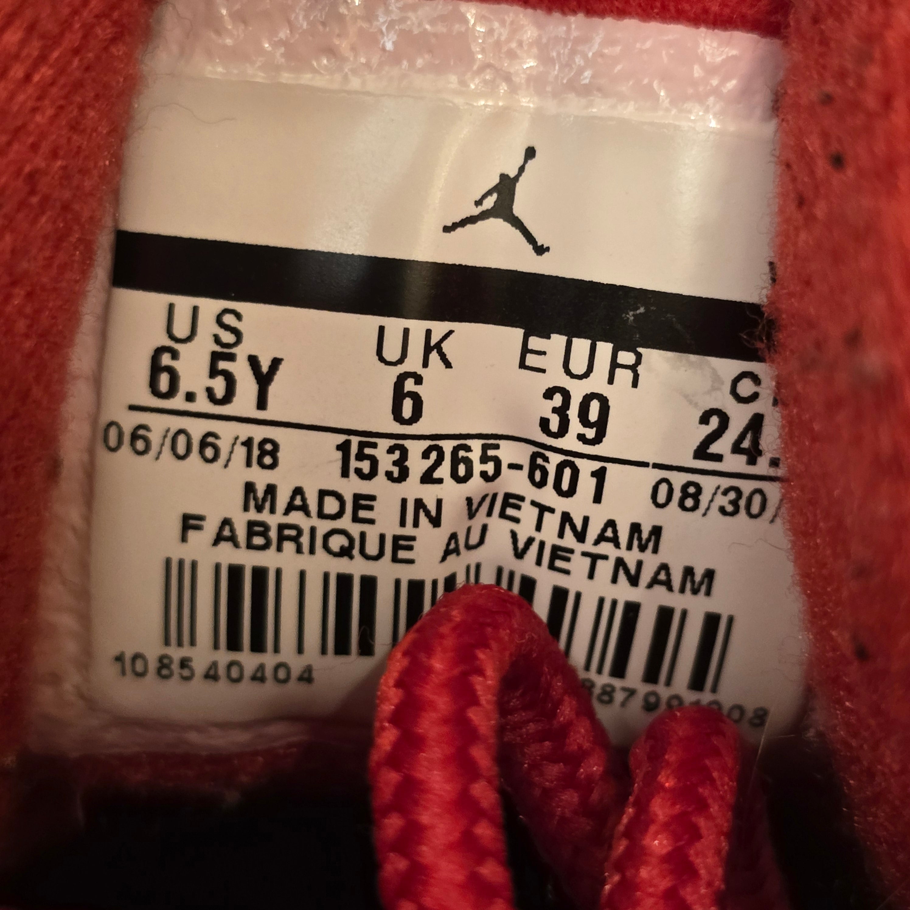 Jordan 12 Retro Gym Red (2018) (GS) SZ 6.5Y USED