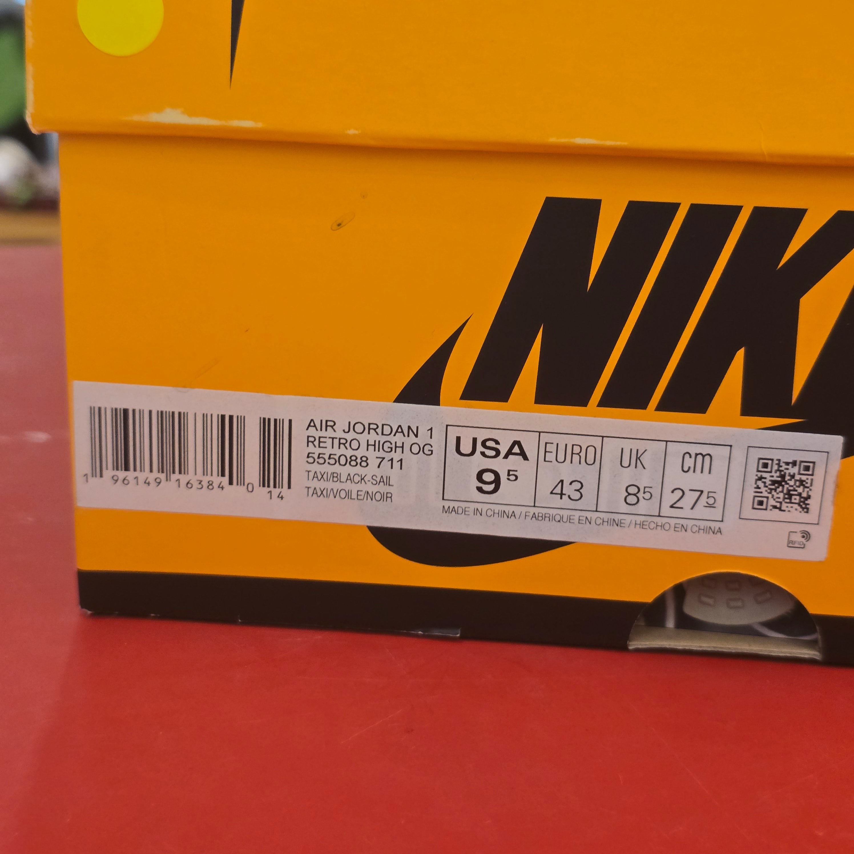 Jordan 1 Retro High OG Taxi SZ 9.5 USED