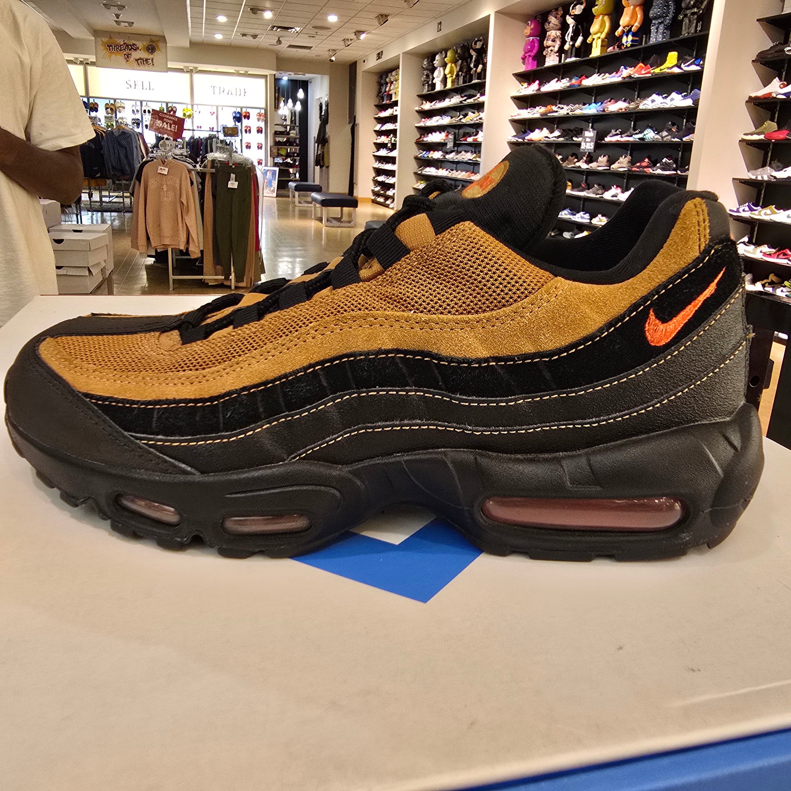 Nike Air Max 95 Black Wheat SZ 8.5 USED NO BOX