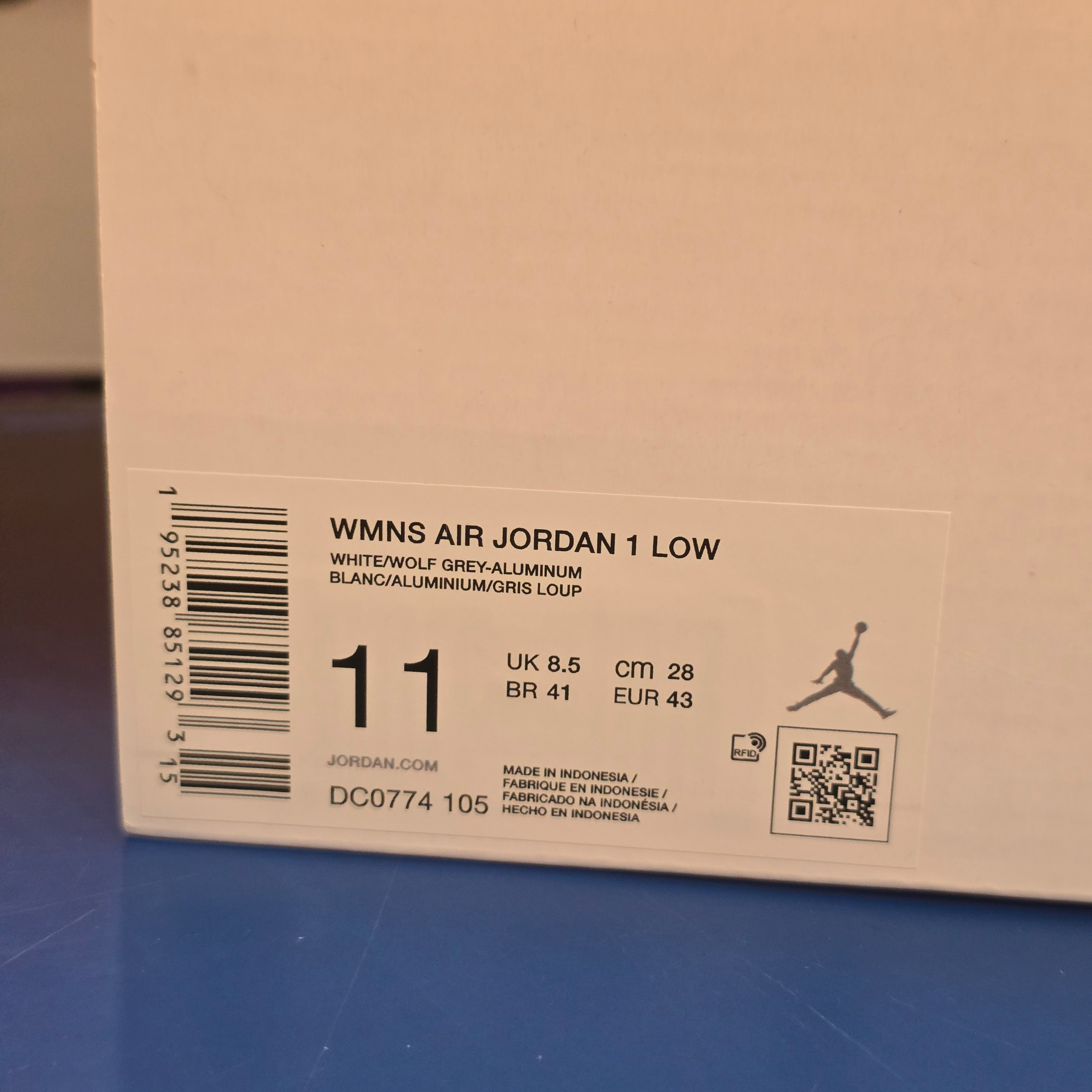 Jordan 1 Low Wolf Grey (Women's) SZ 11/9.5M MISSING LID
