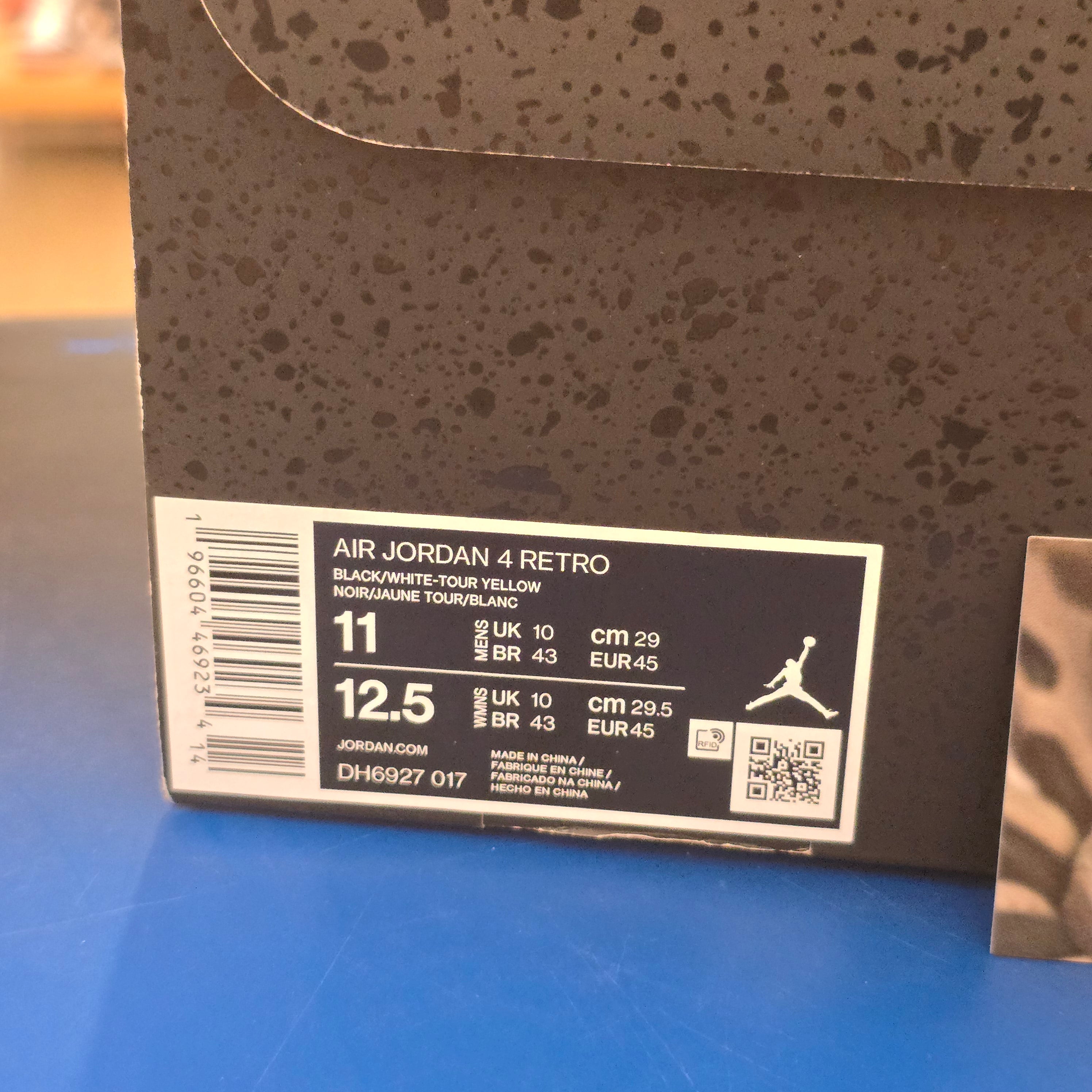 Jordan 4 Retro Thunder (2023) SZ 11 USED