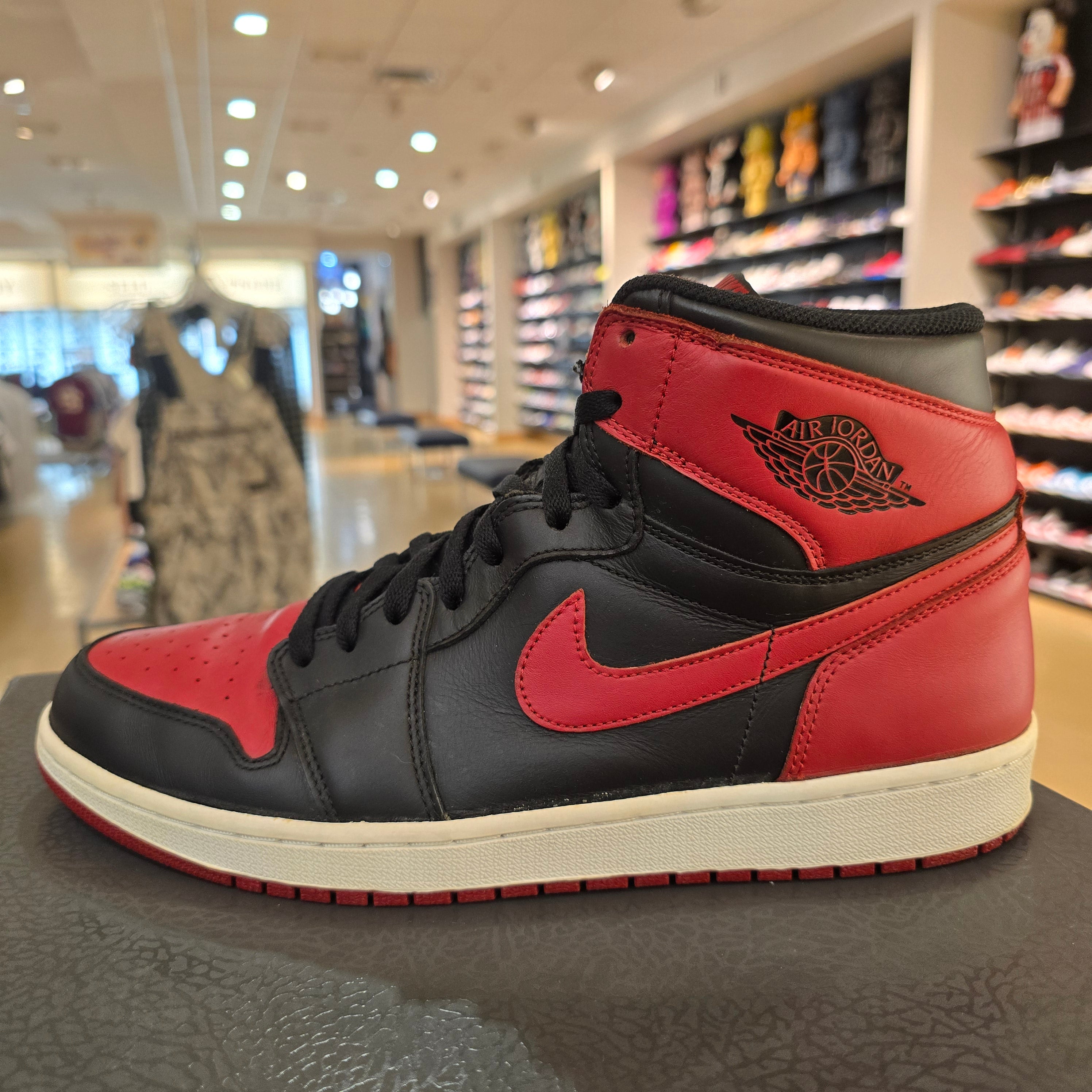 Air Jordan 1 Retro Bred 2013 SZ 12 USED