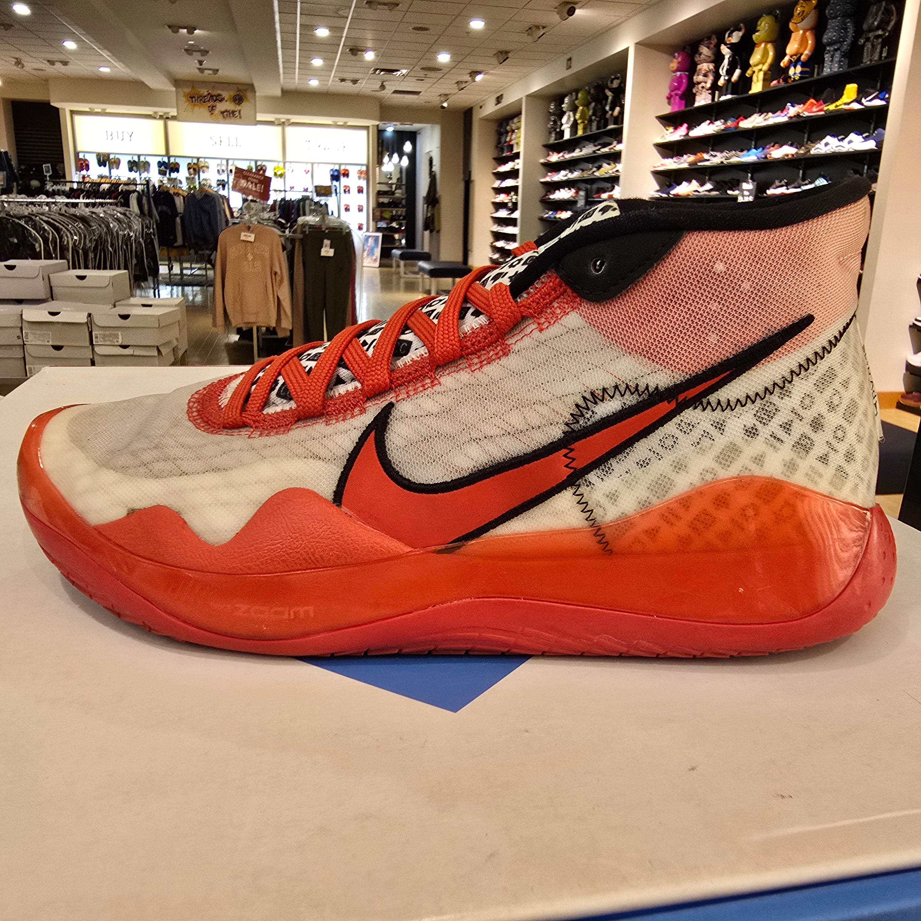 Nike KD 12 YouTube SZ 7 USED NO BOX