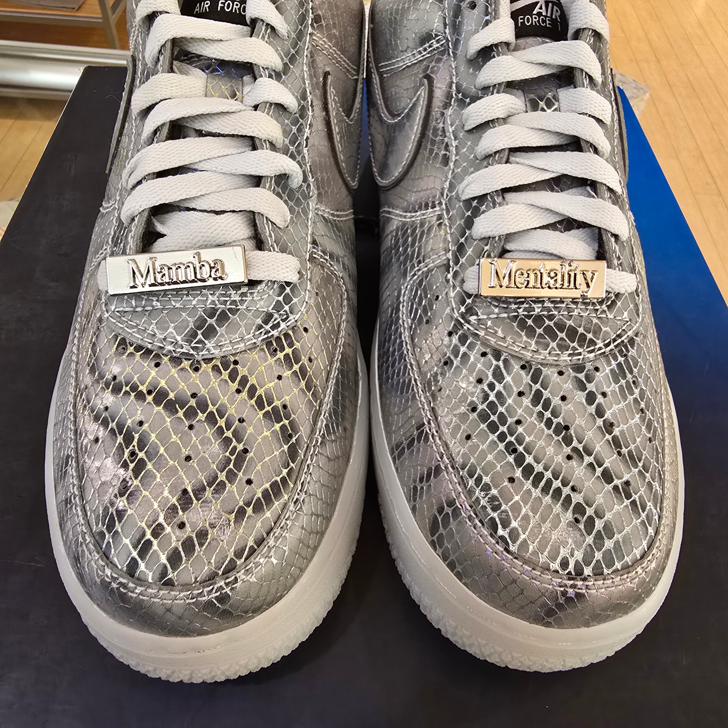 Nike Air Force 1 Low Protro Kobe Bryant Lenticular SZ 7.5 MISSING LID