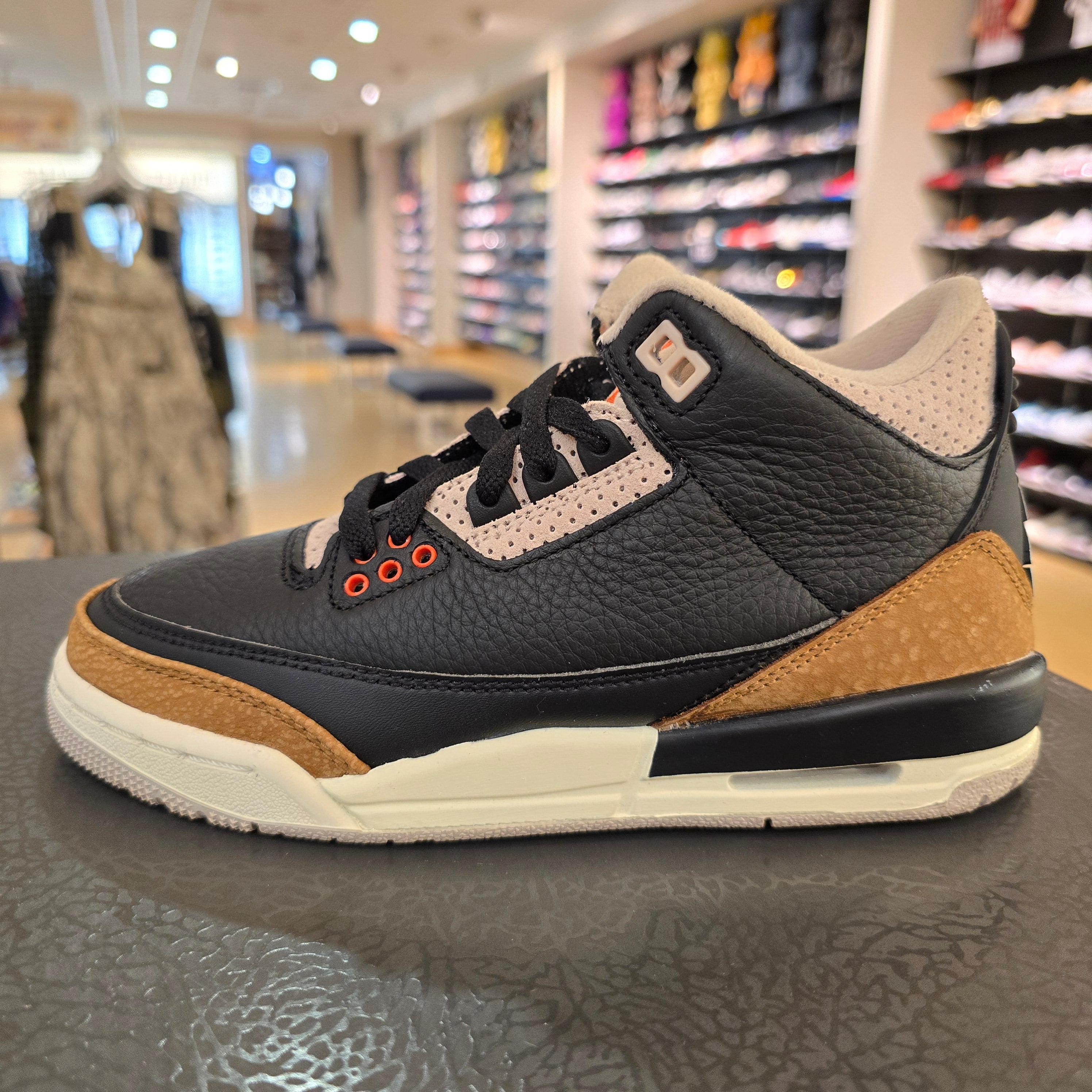 Jordan 3 Retro Desert Elephant GS SZ 3.5Y USED