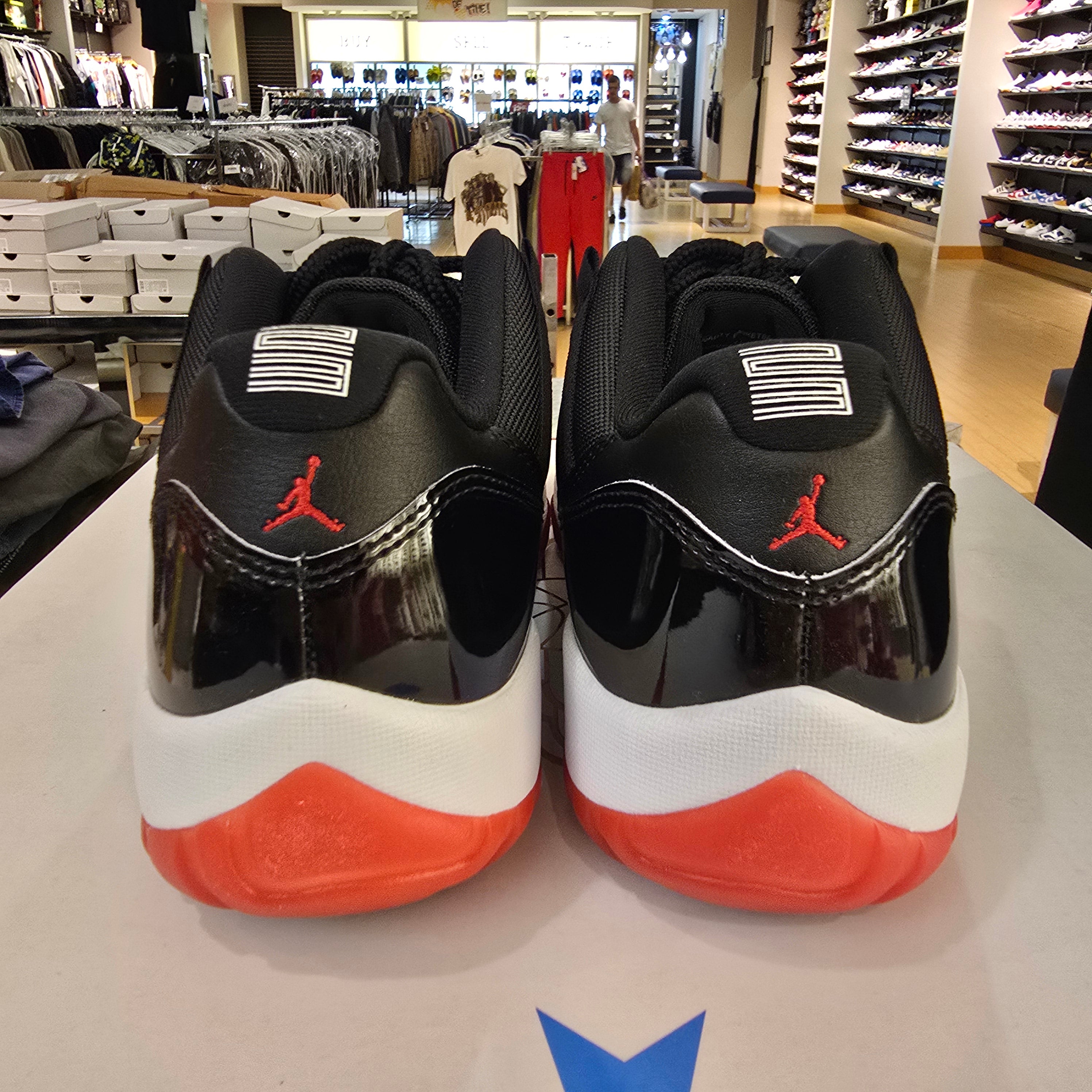 Jordan 11 Retro Low Bred (2025) SZ 11.5