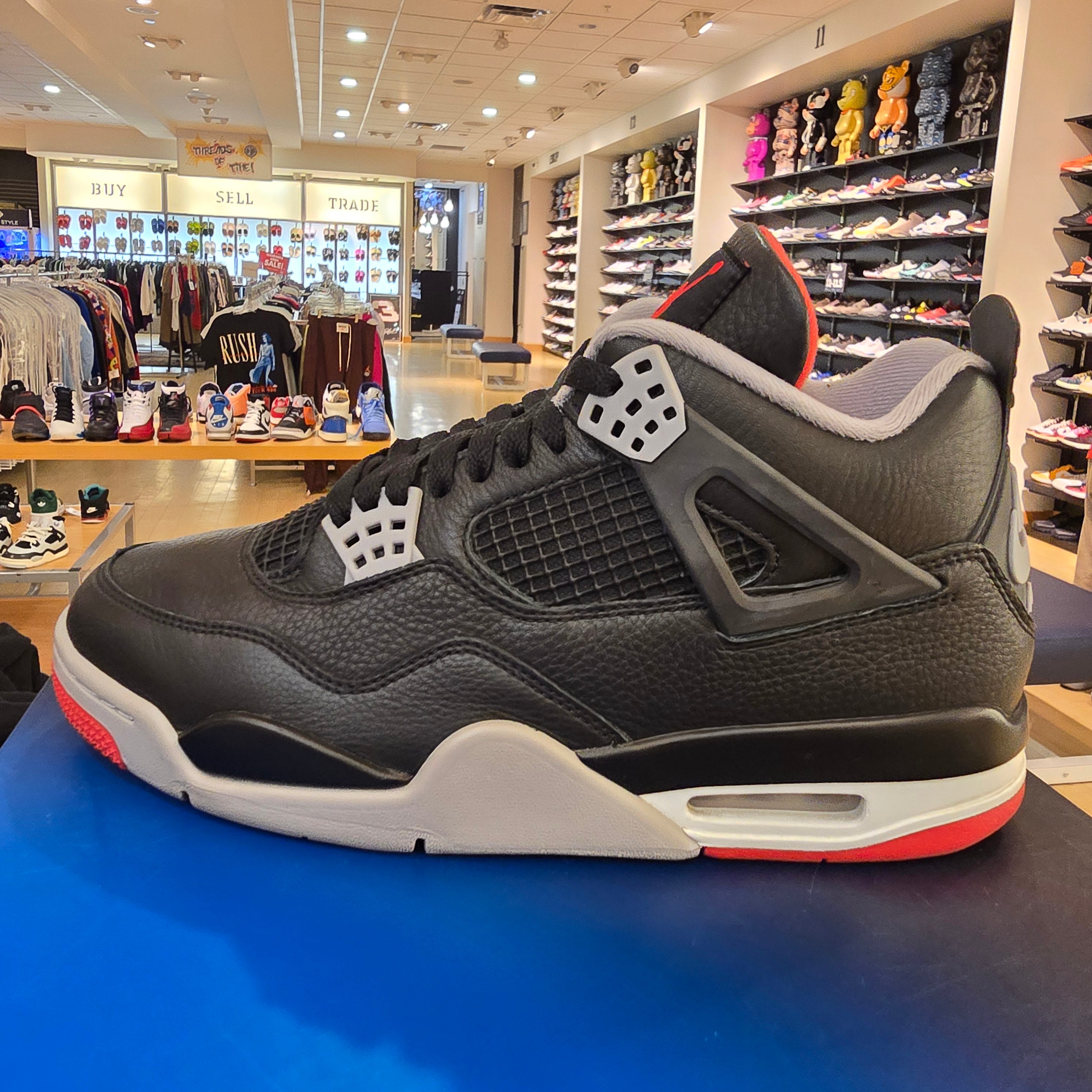 Jordan 4 Retro Bred Reimagined SZ 9.5 USED