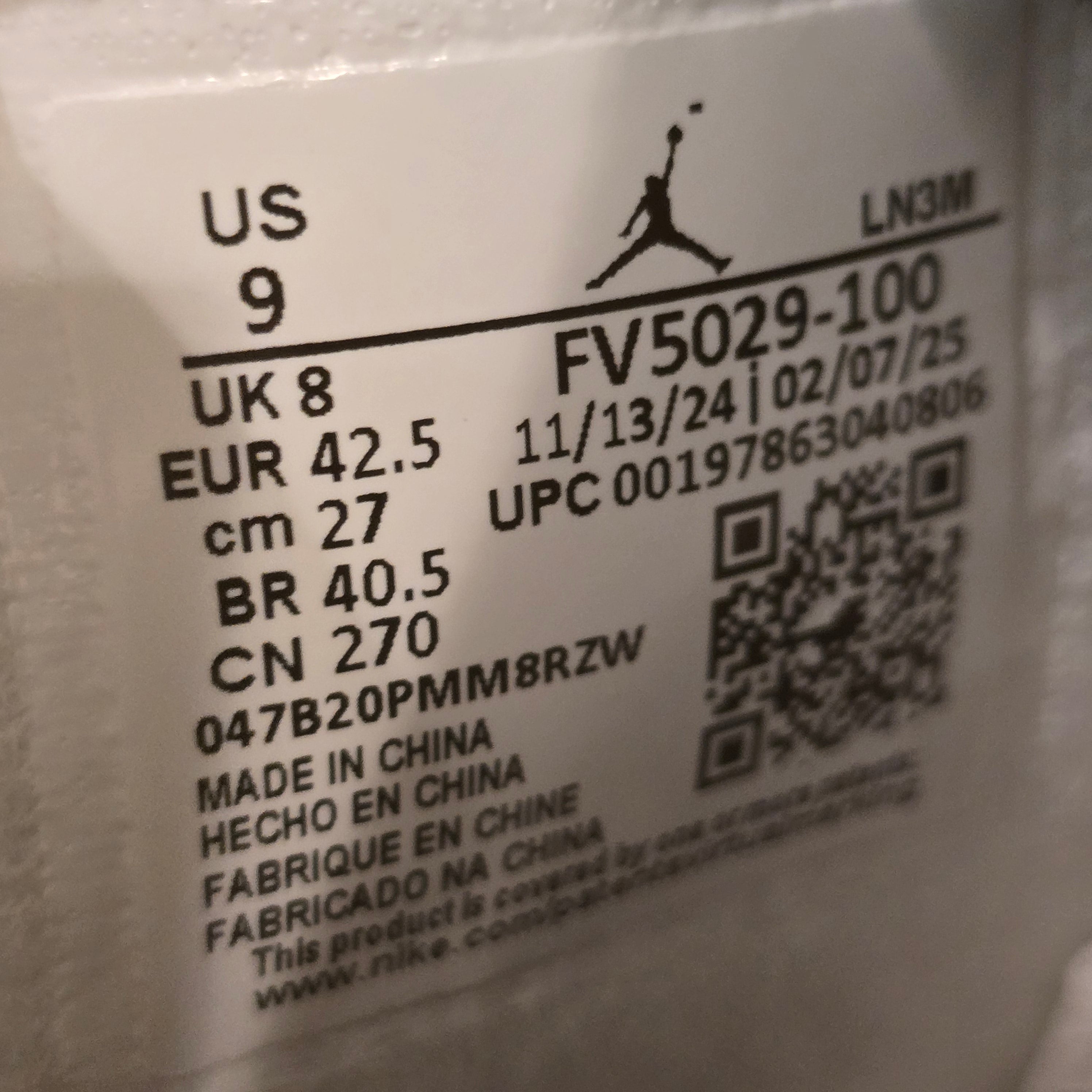 Jordan 4 Retro White Cement (2025) SZ 9
