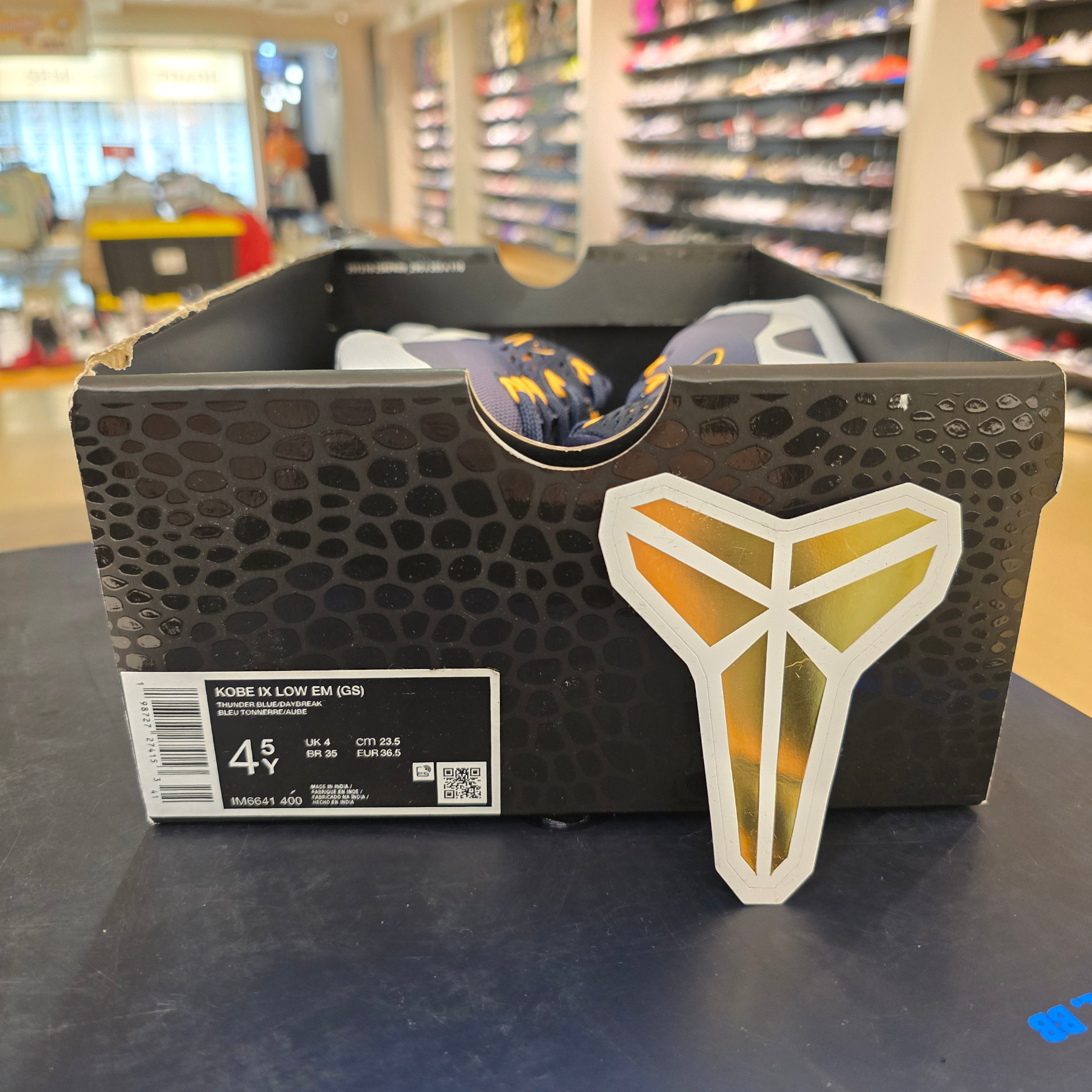 Nike Kobe 9 EM Low Fade (GS) SZ 4.5Y MISSING LID
