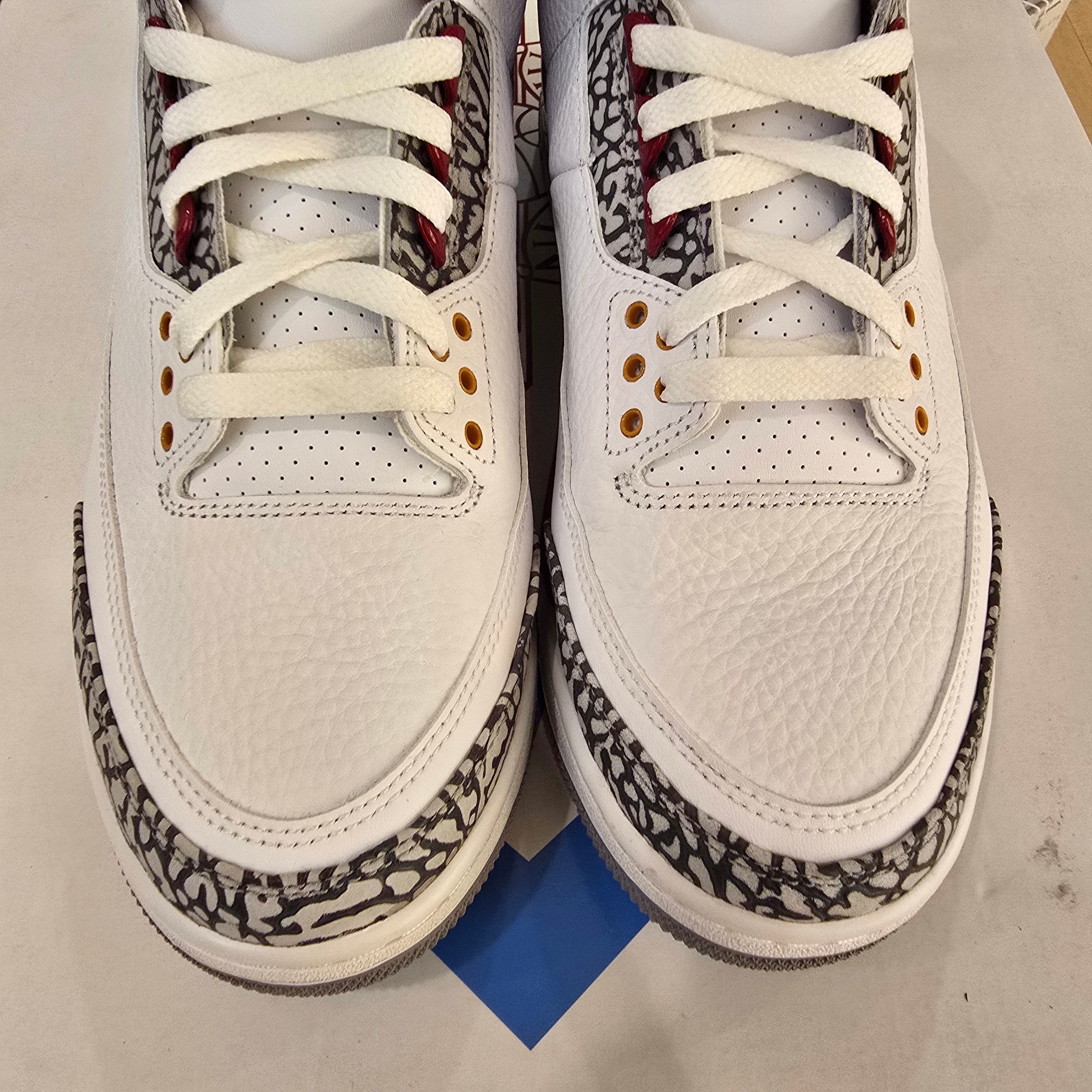 Jordan 3 Reteo Cardinal Red SZ 10 USED
