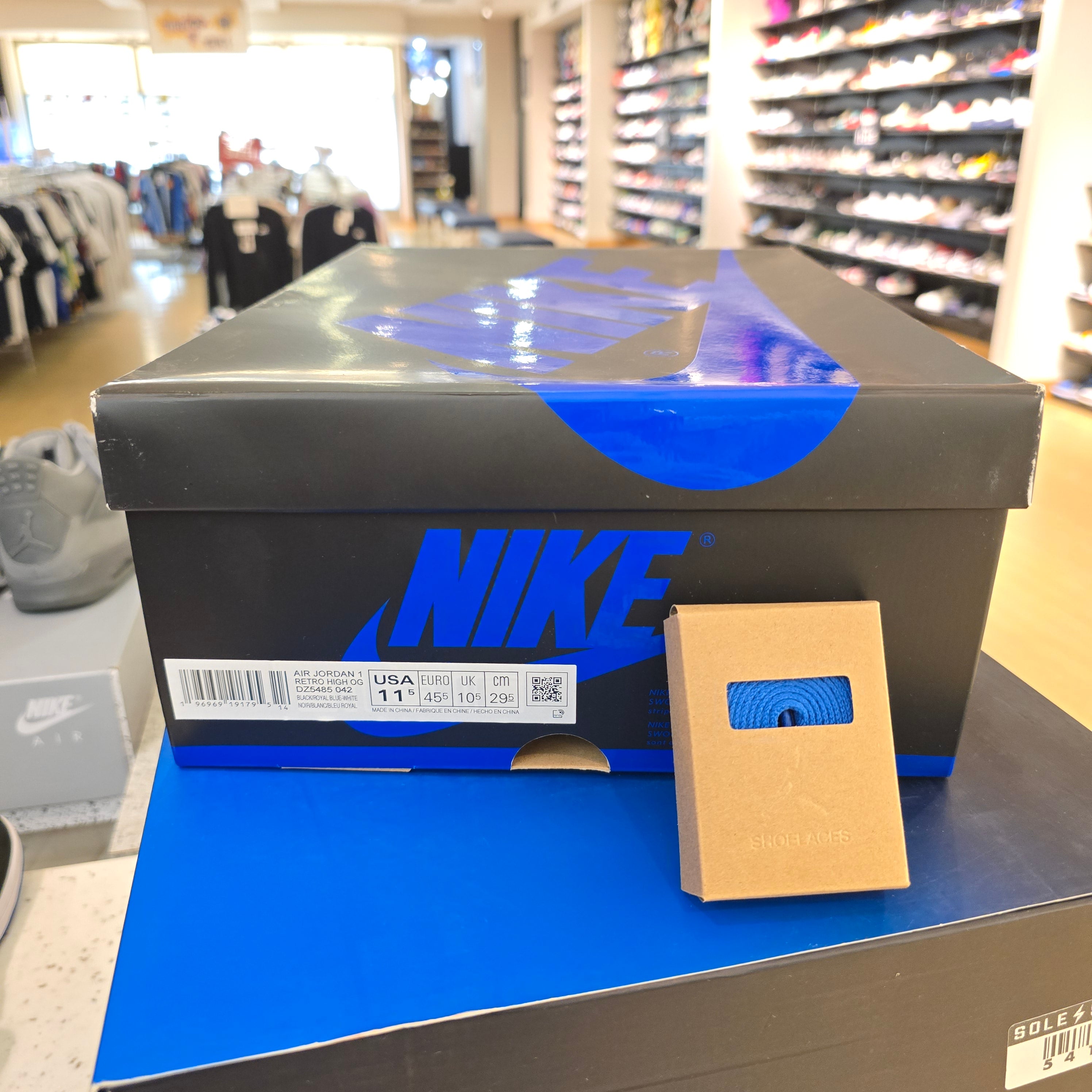 Jordan 1 Retro High OG Royal Reimagined SZ 11.5