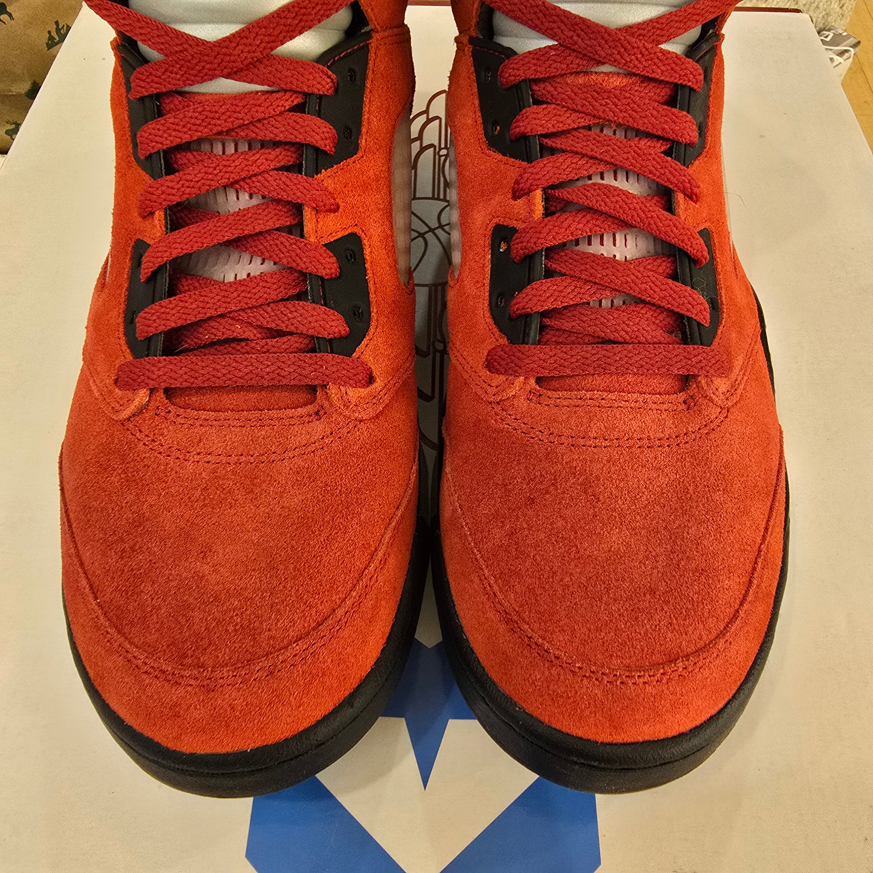 Jordan 5 Retro Raging Bull Red (2021) SZ 10.5 USED