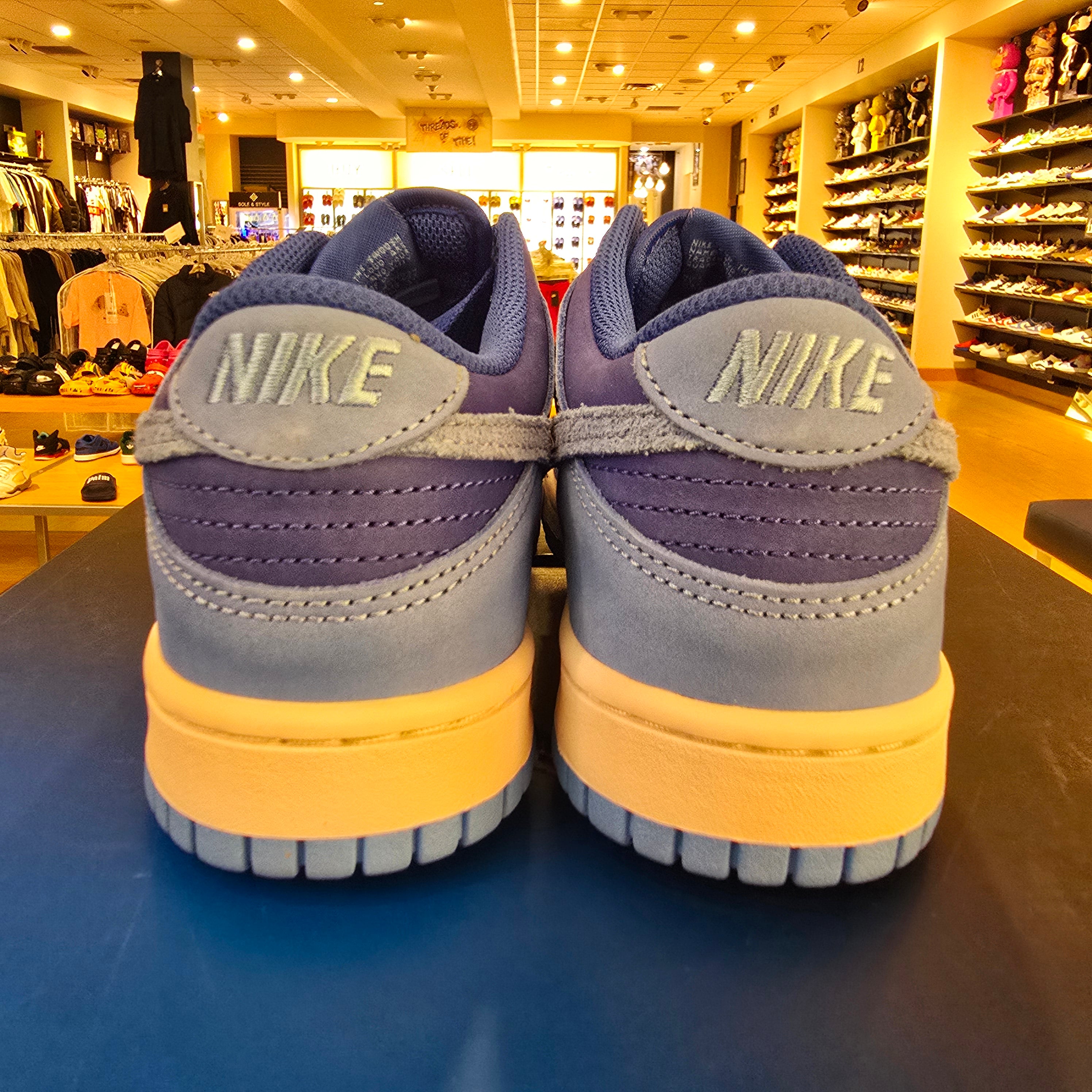 Nike Dunk Low SE Game Royal University Blue (GS) SZ 6Y MISSING LID