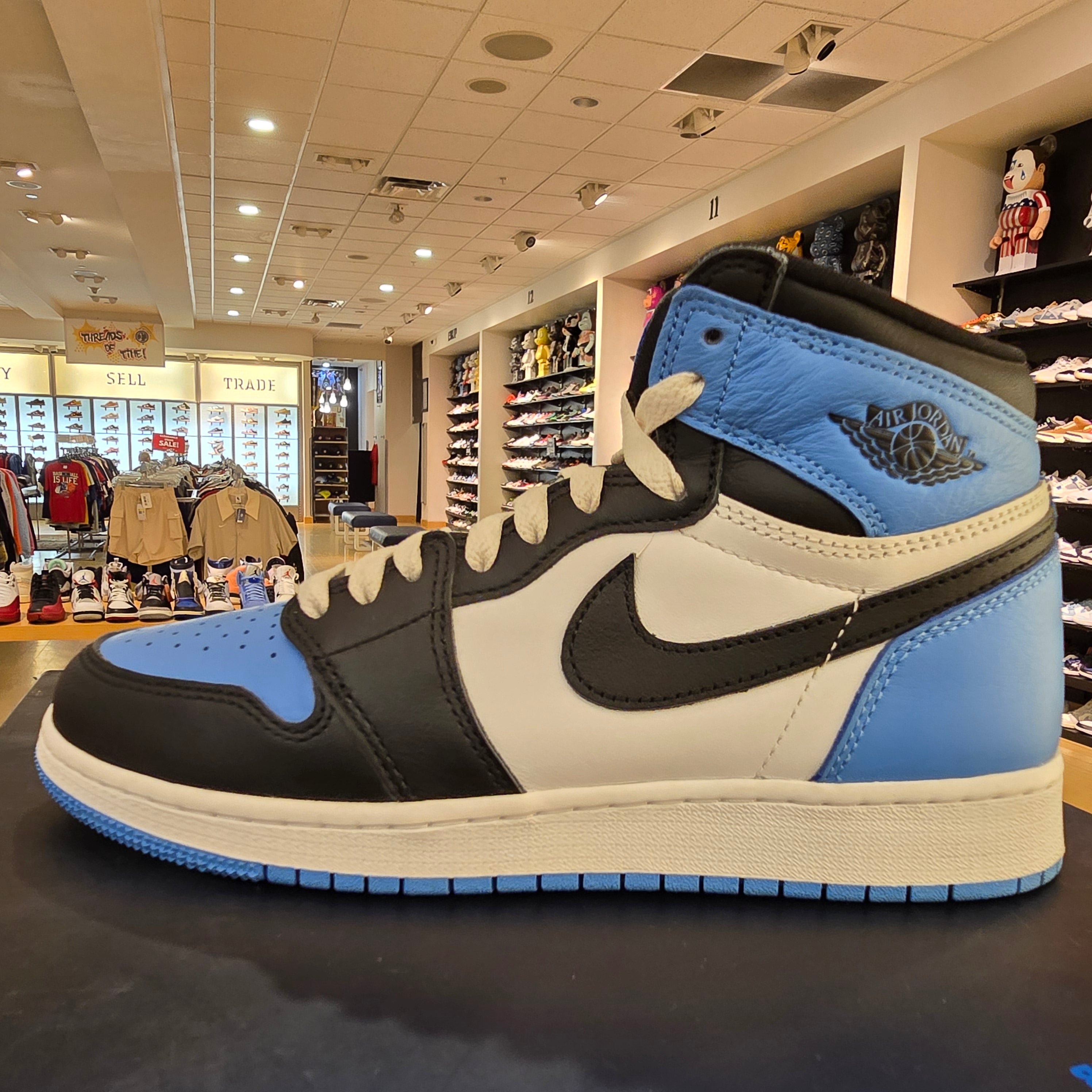 Jordan 1 Retro High OG UNC Toe SZ 6.5Y USED NO BOX