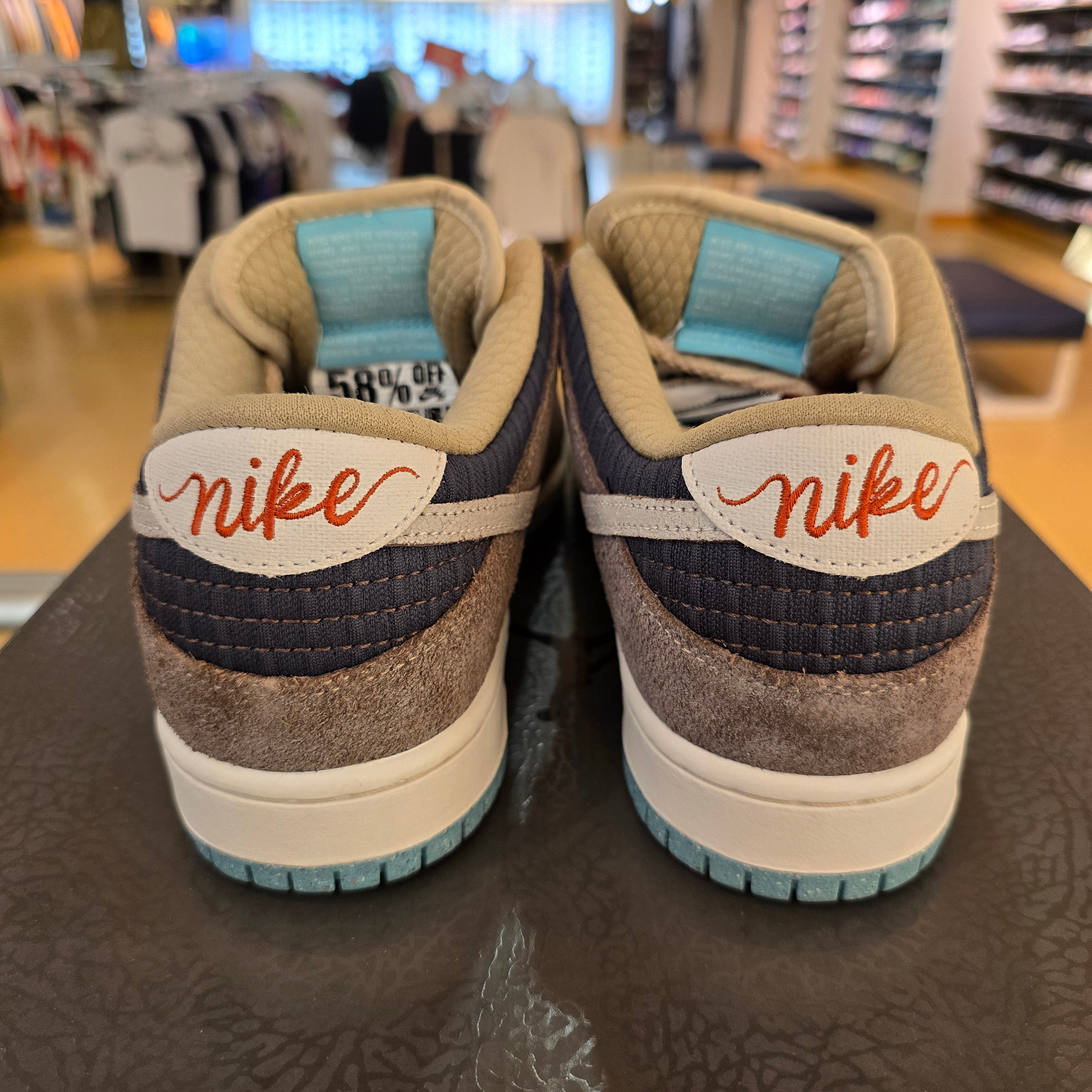 Nike SB Dunk Low Big Money Savings SZ 9.5