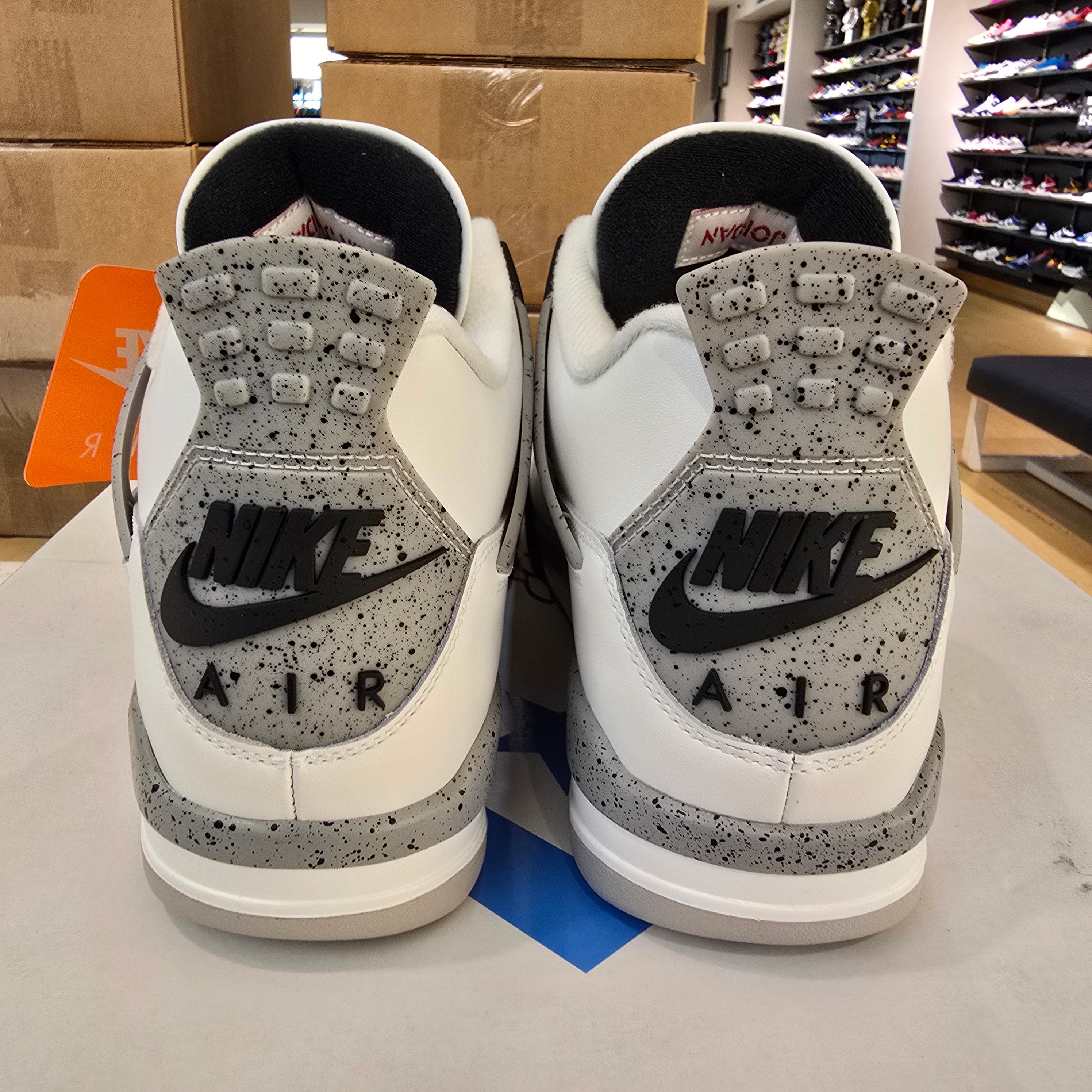 Jordan 4 Retro White Cement (2025) SZ 9