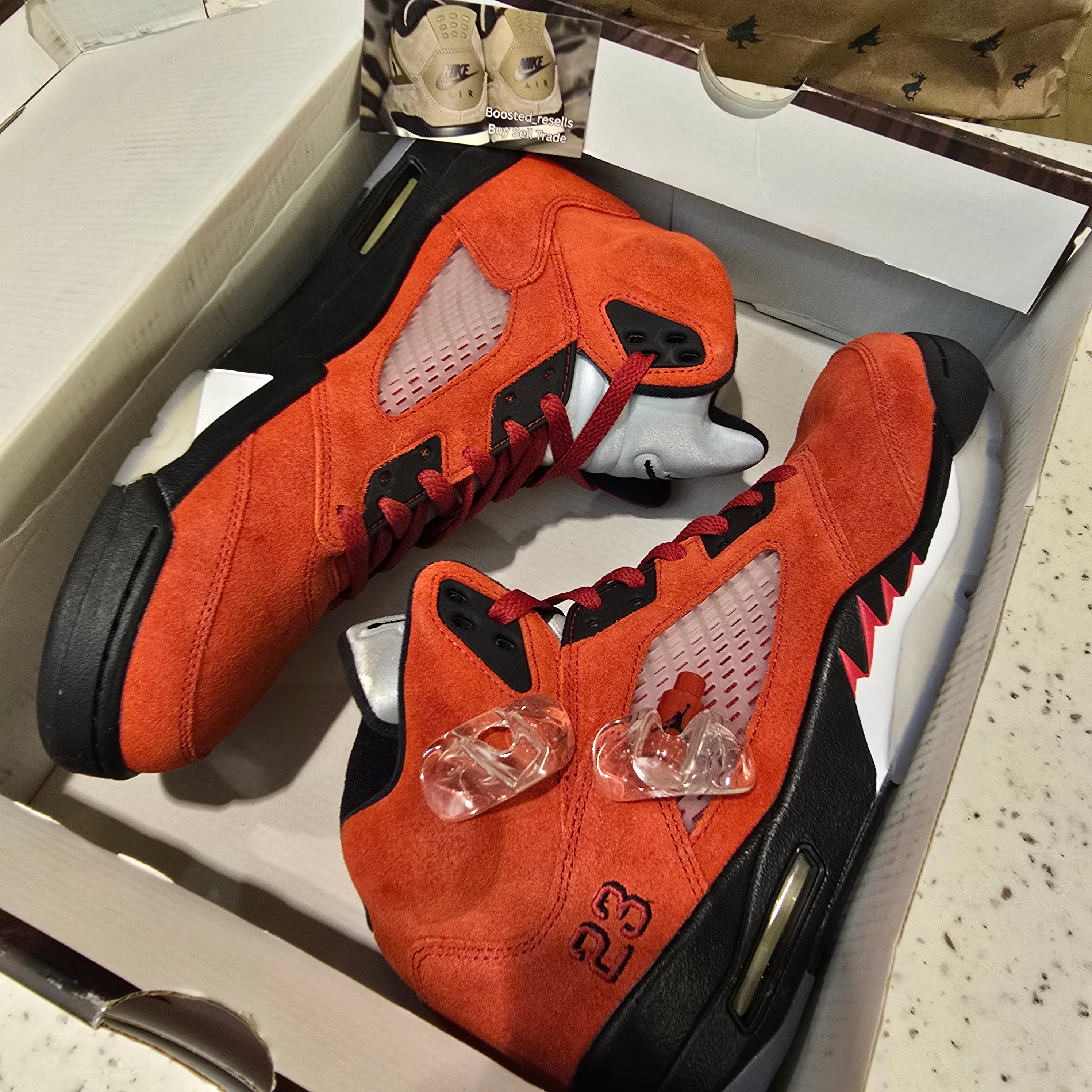 Jordan 5 Retro Raging Bull Red (2021) SZ 10.5 USED