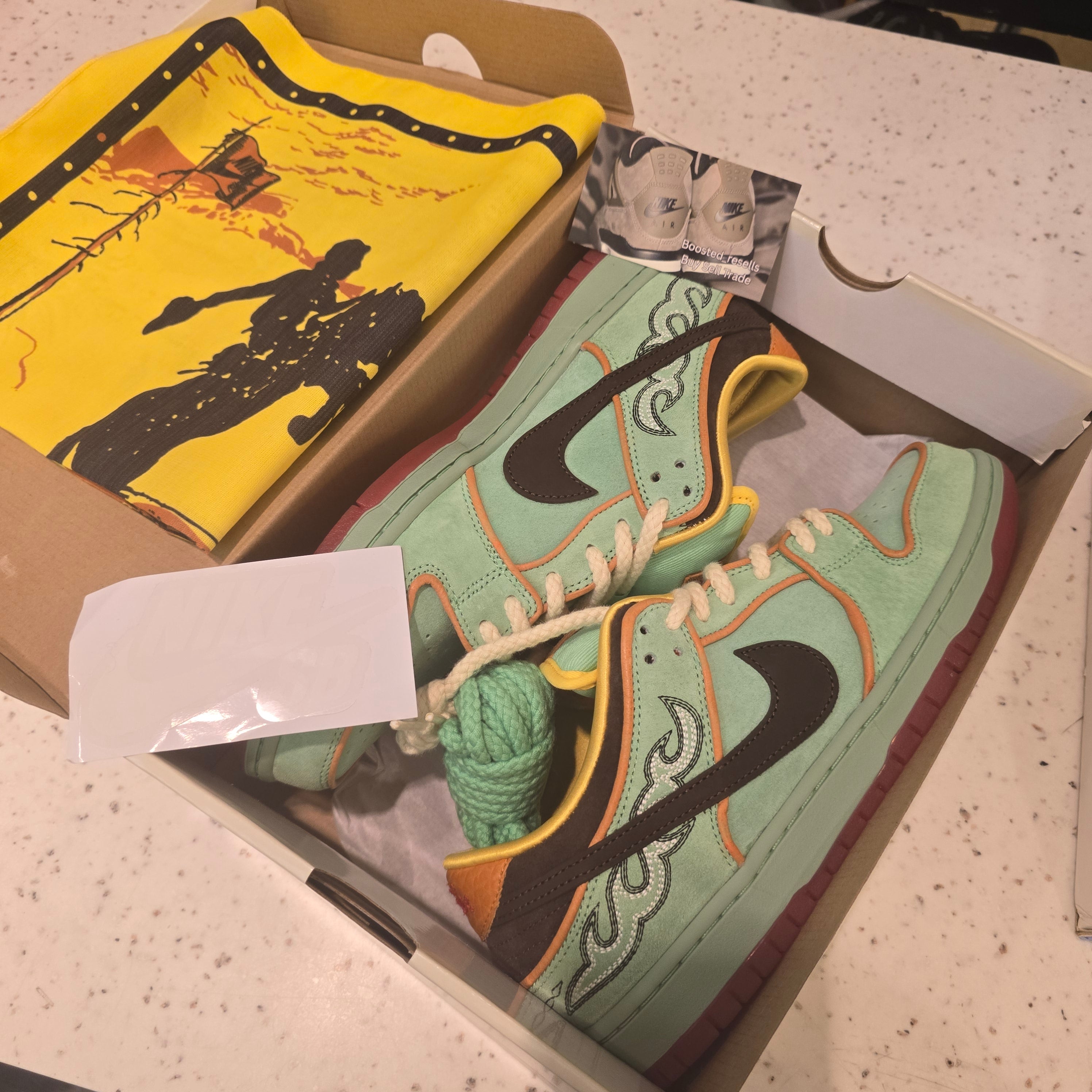 Nike SB Dunk Low Rodeo Tourmaline SZ 10
