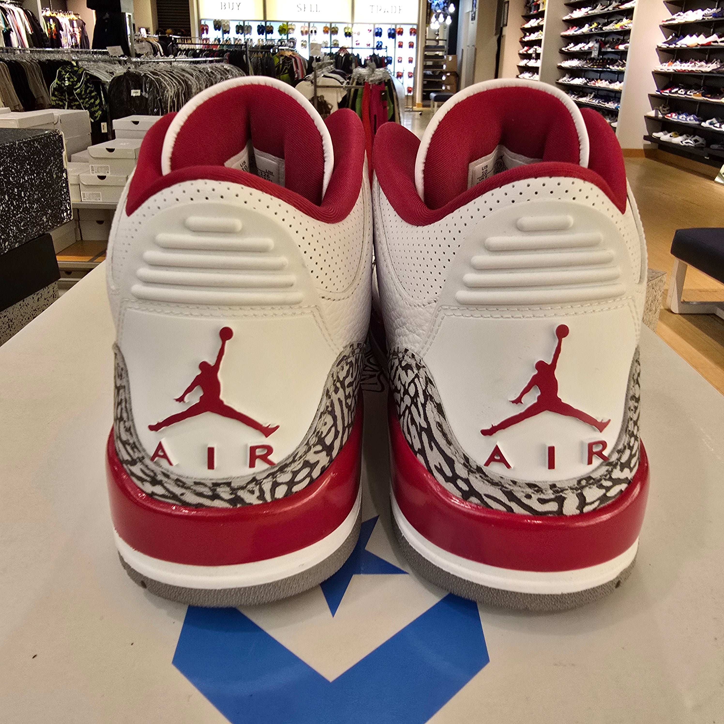 Jordan 3 Reteo Cardinal Red SZ 10 USED