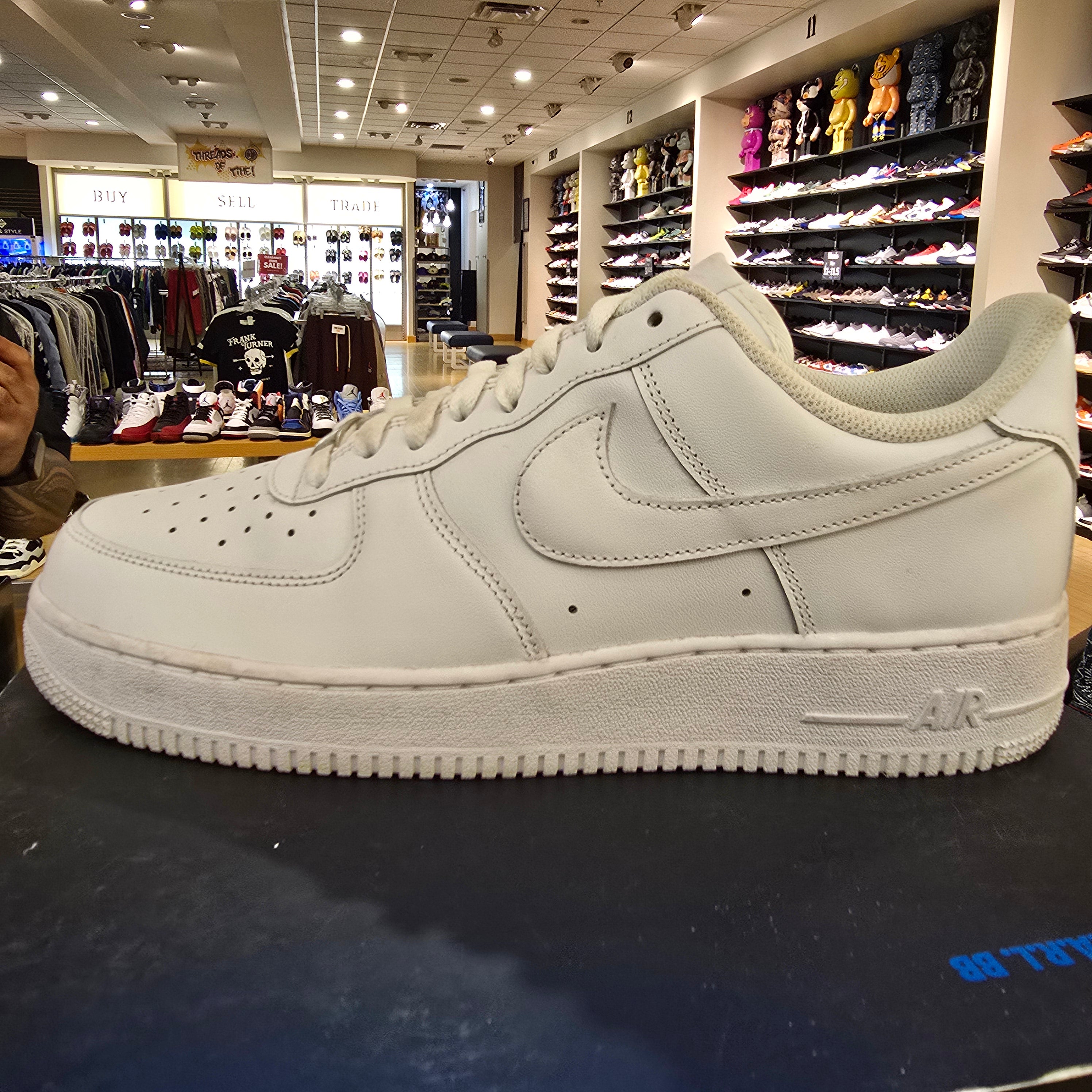 Nike Air Force 1 Low '07 White SZ 11 USED BOX MISSING LABEL