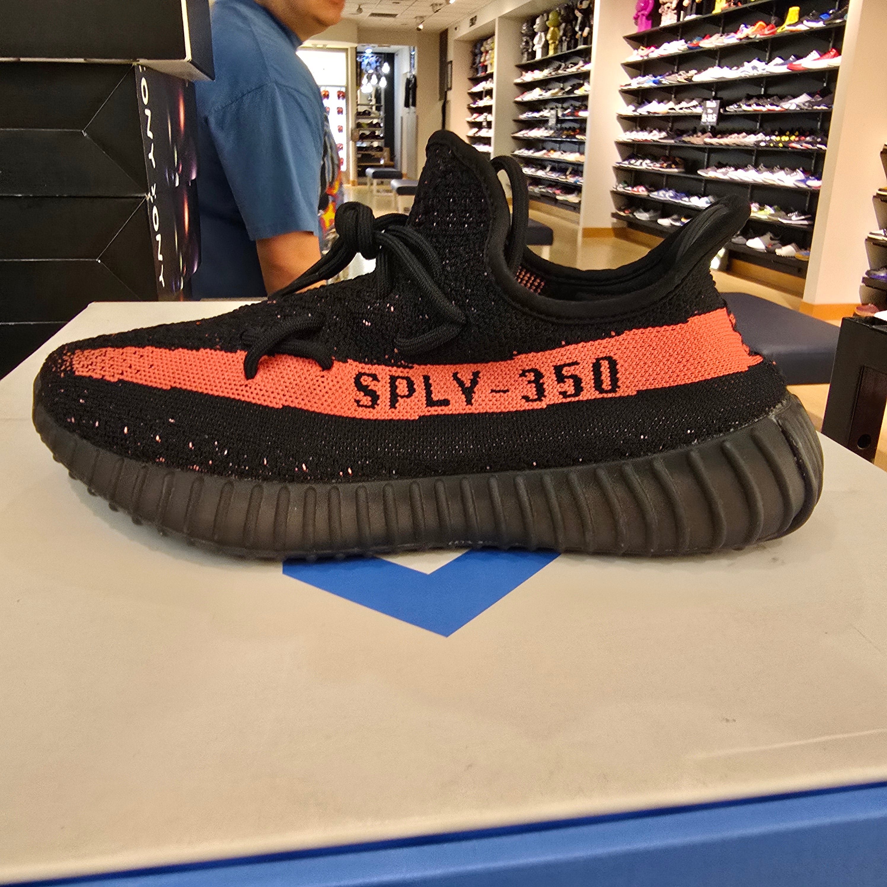 Adidas Yeezy Boost 350 V2 Core Black Red SZ 8.5 USED NO BOX