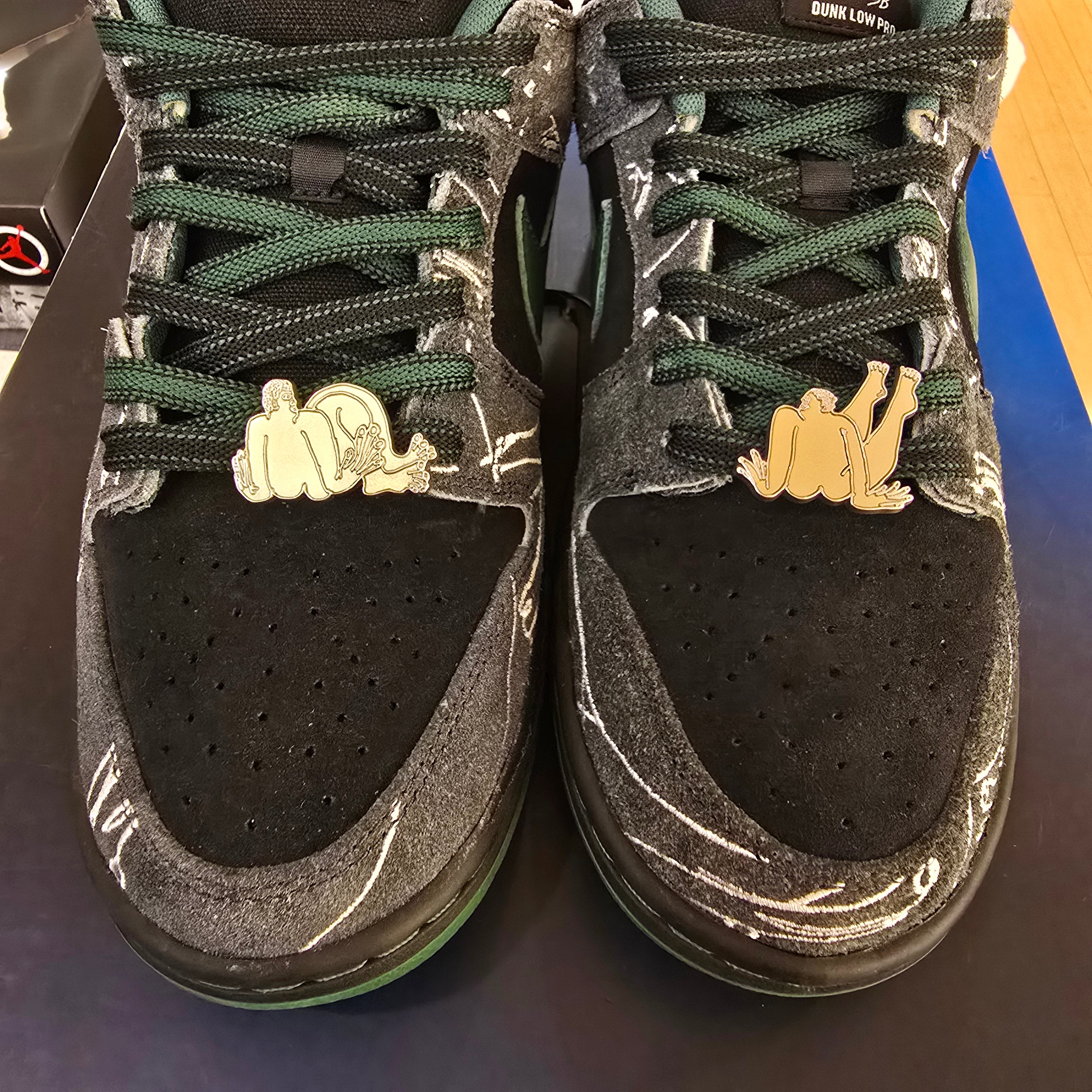 Nike Dunk SB Dunk Low There Skateboards SZ 10 USED NO BOX
