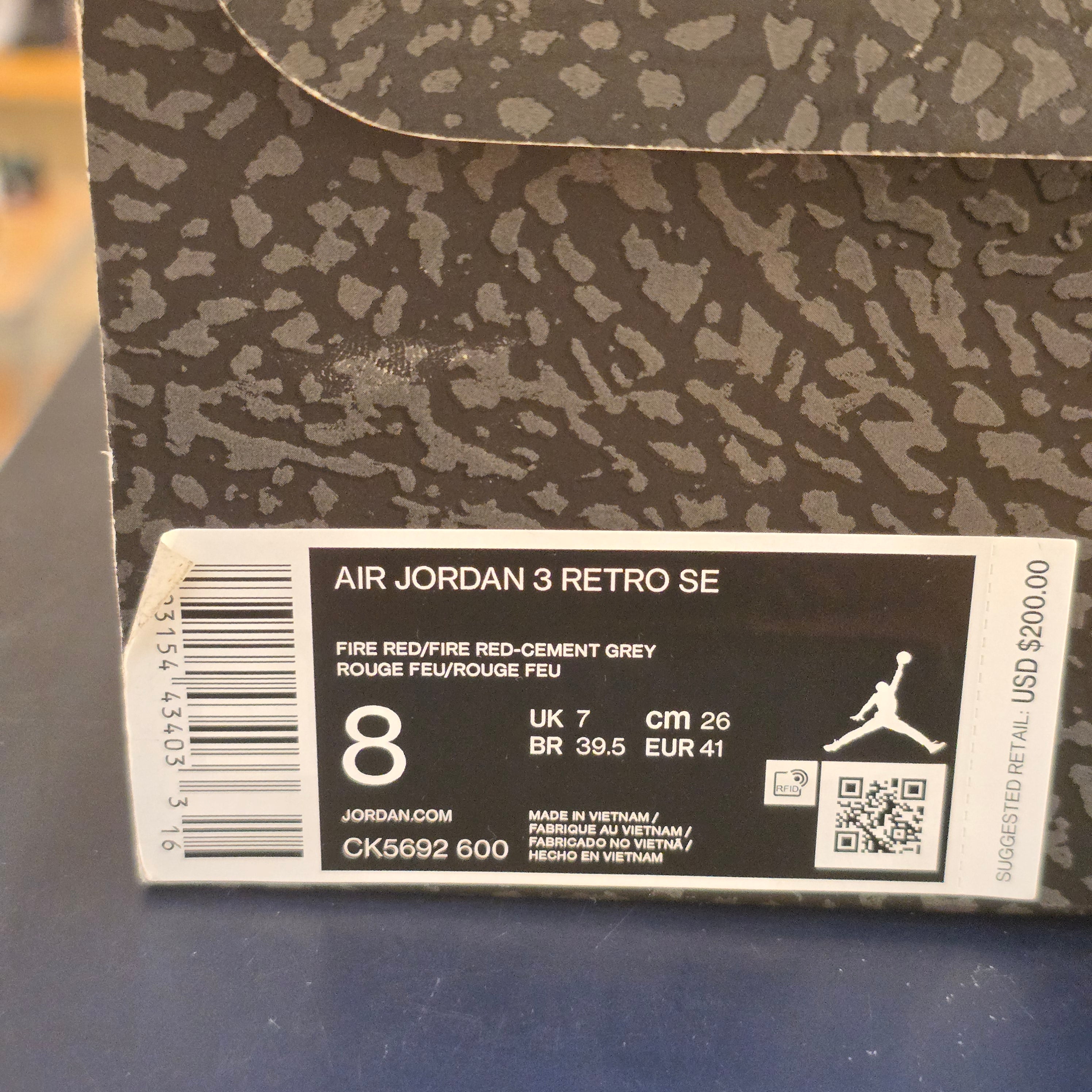 Jordan 3 Retro SE Unite SZ 8