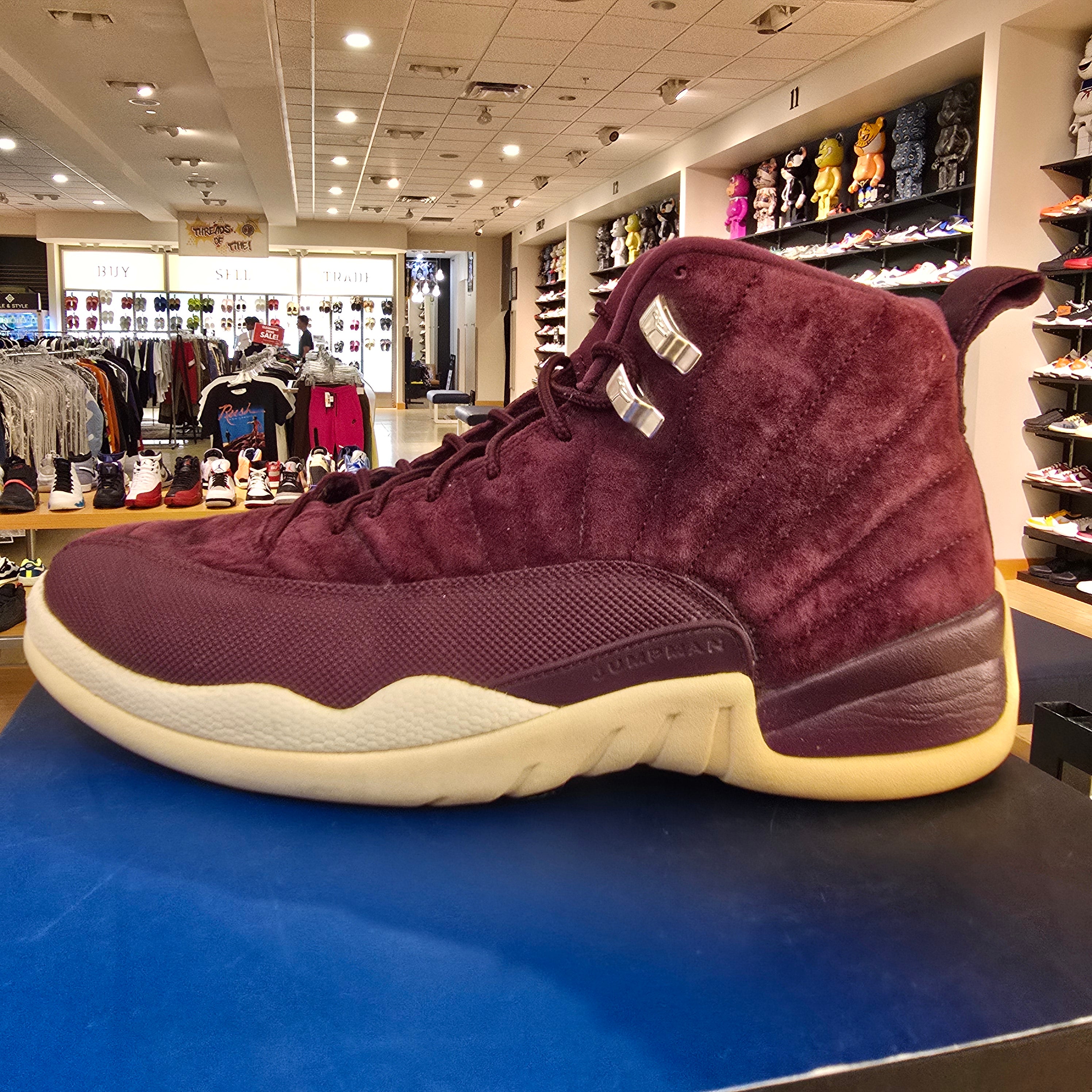 Jordan 12 Retro Bordeaux SZ 12 USED NO BOX
