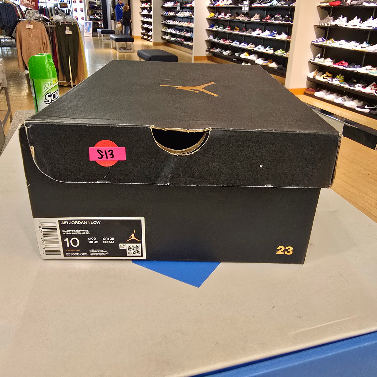 Jordan 1 Low White Toe SZ 10 YELLOWED